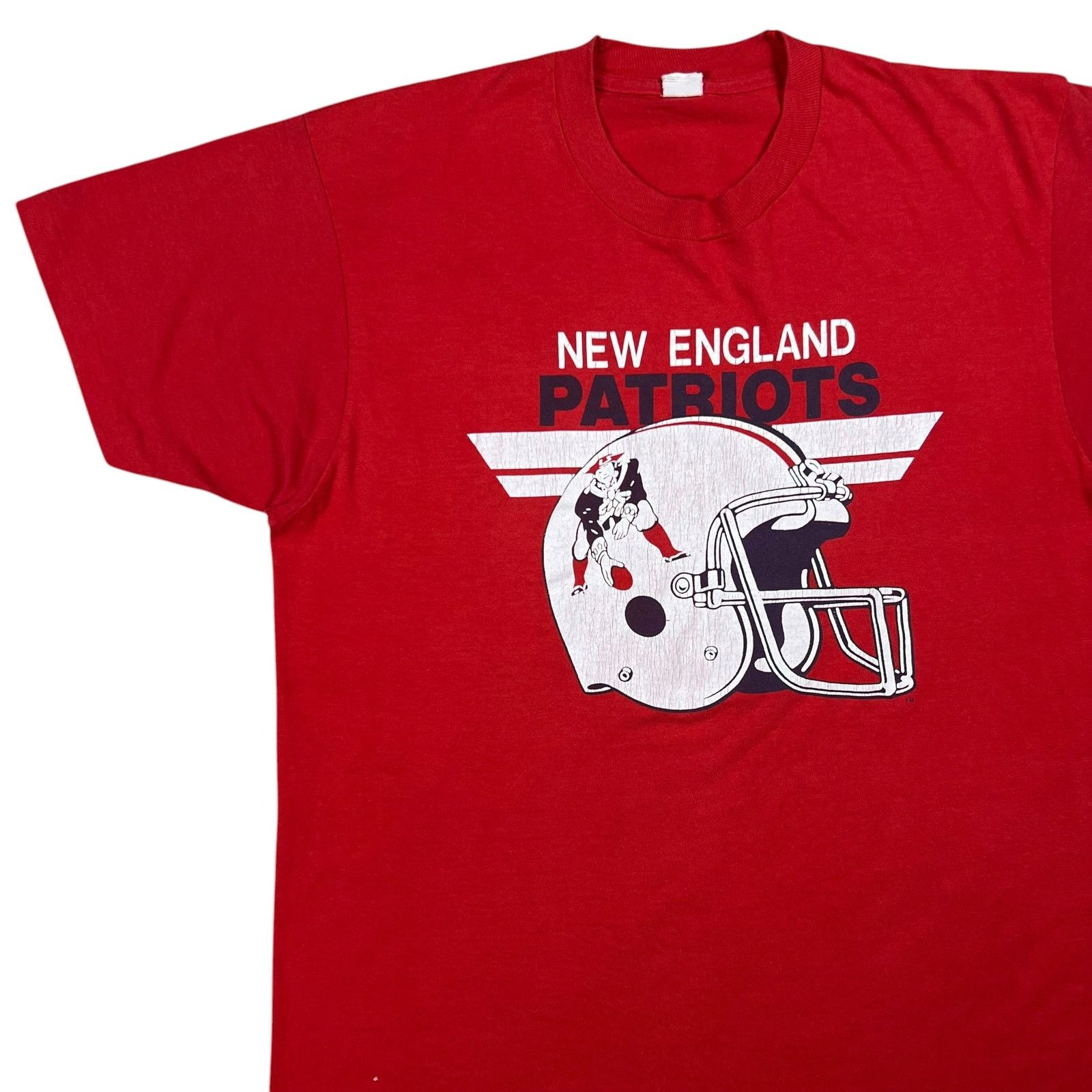 NFL × Vintage Vintage 80s New England Patriots old logo faded NFL tee (M) Size US M / EU 48-50 / 2 - 4 Thumbnail
