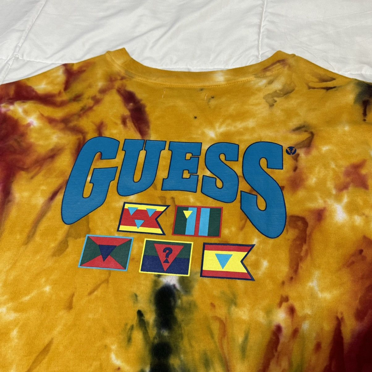 Guess Guess Yellow Tie-Dye Tee Shirt Size US M / EU 48-50 / 2 - 8 Thumbnail