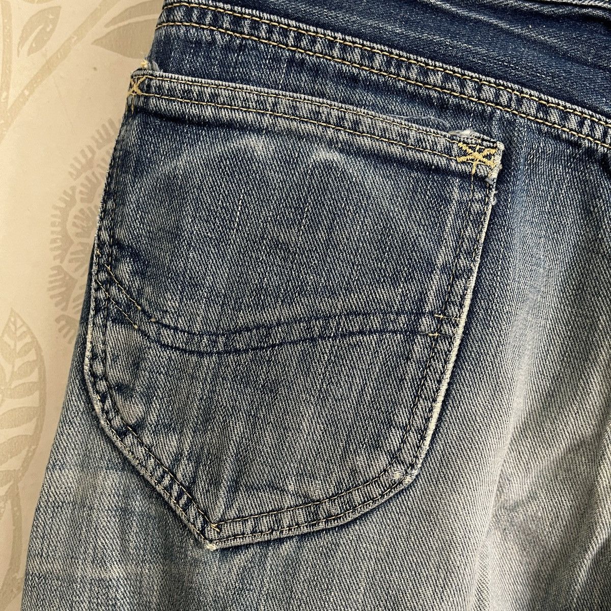 Japanese Brand × Lee × Vintage Vintage 1980s Redline Selvedge Lee Distressed Denim Size 28" / US 6 / IT 42 - 14 Thumbnail