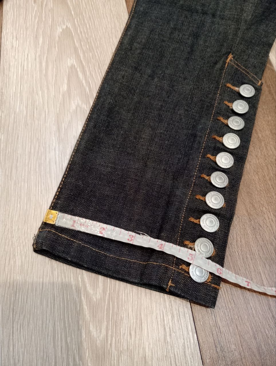 CABANE de ZUCCa CABANE DE ZUCCA ANKLE BUTTON JEANS DESIGNED BY ISSEY MIYAKE Size US 31 - 15 Thumbnail