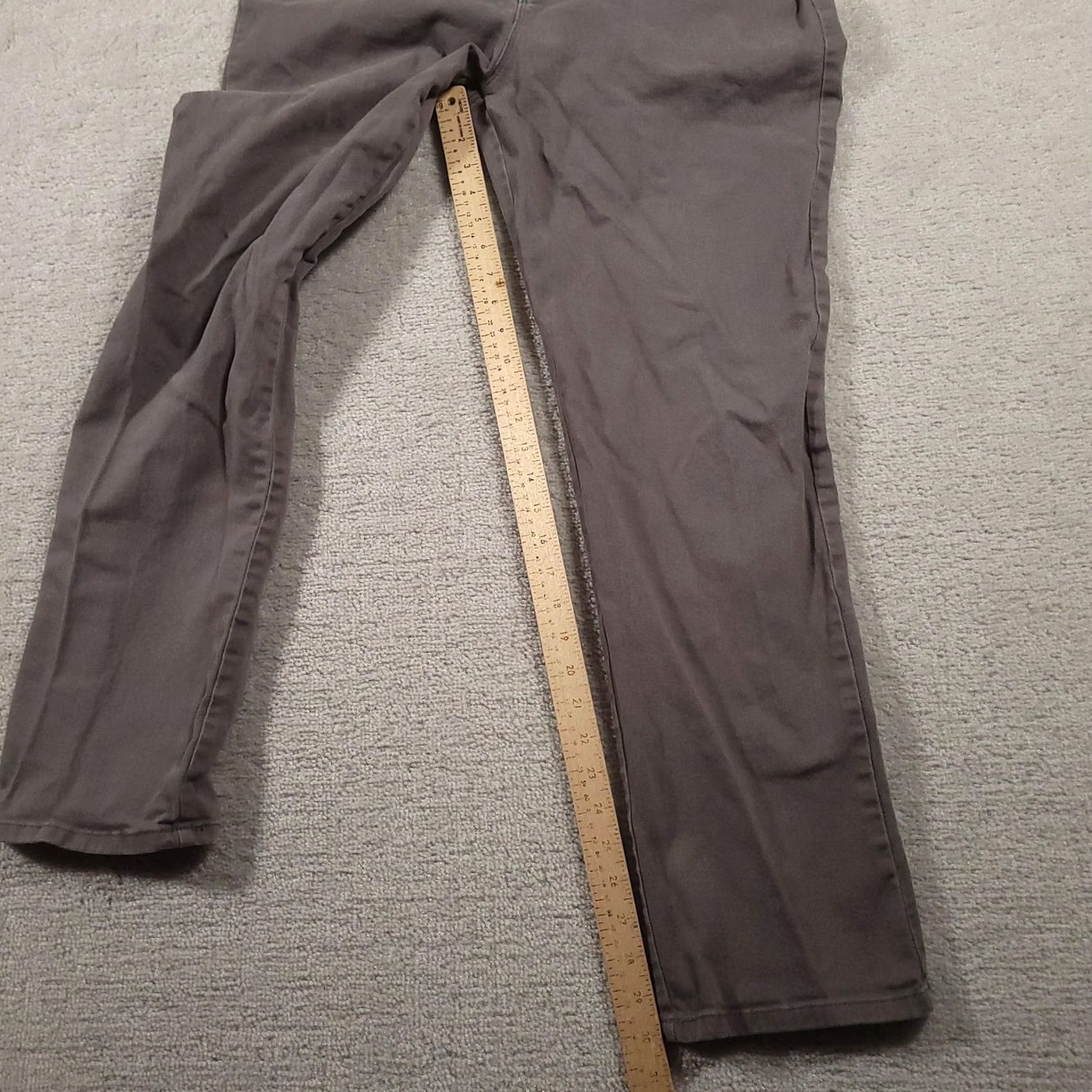 Gloria Vanderbilt VINTAGE Gloria Vanderbilt Jeans Womens 14 Gray Amanda Stretch High Rise Classic Denim Tapered Zip 5-Pocket Womens Size 36" / US 14 / IT 50 - 4 Thumbnail