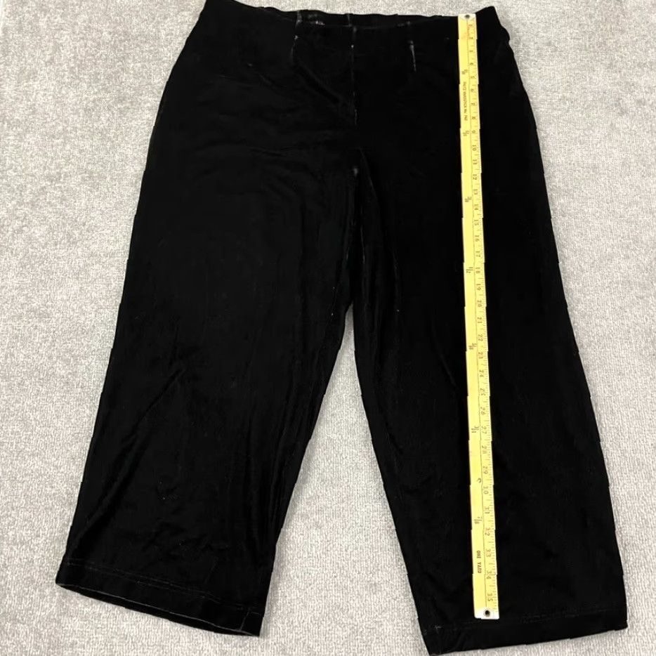 Velvet Vermont Country Store Pants Women 1X Plus Black Velvet High Rise Wide-Leg Lounge Pants Wide-Leg Black Velvet 1X Plus Womens Size 40" / US 18 - 4 Thumbnail