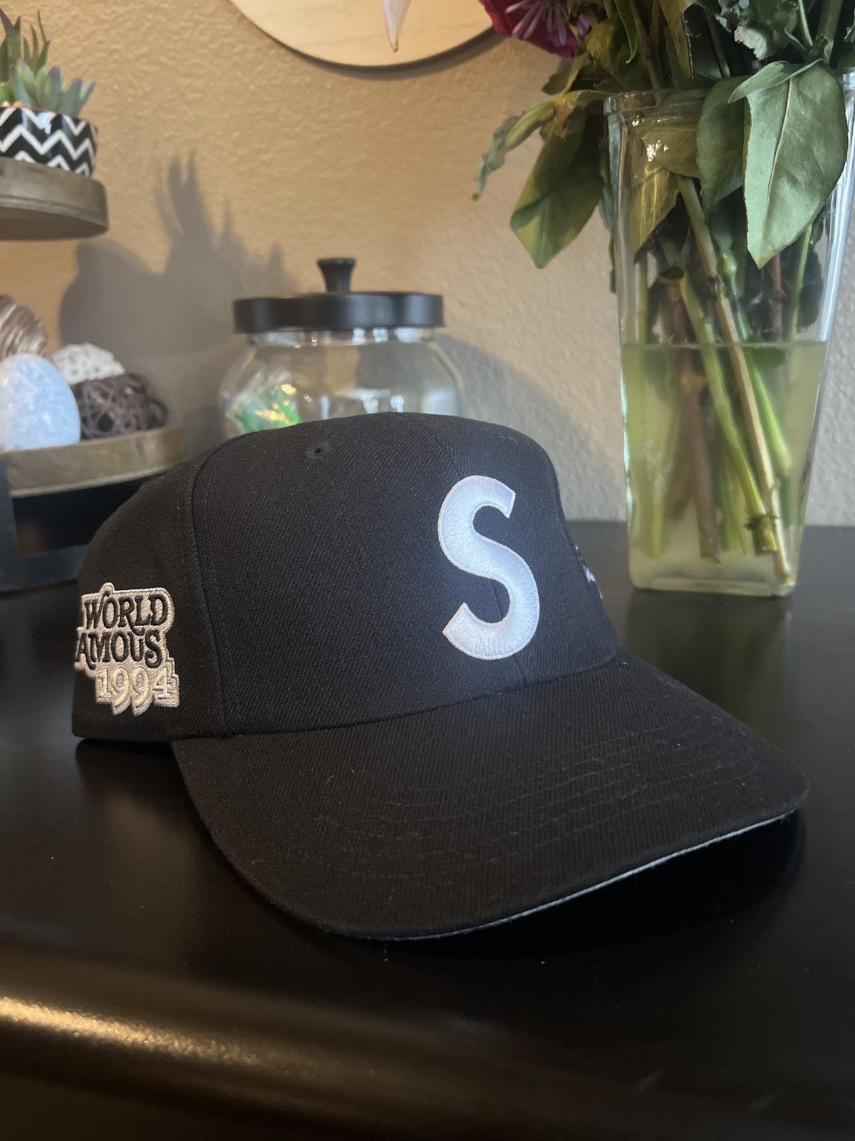 Supreme Supreme World Famous S Logo 6-Panel Black - READY TO SHIP