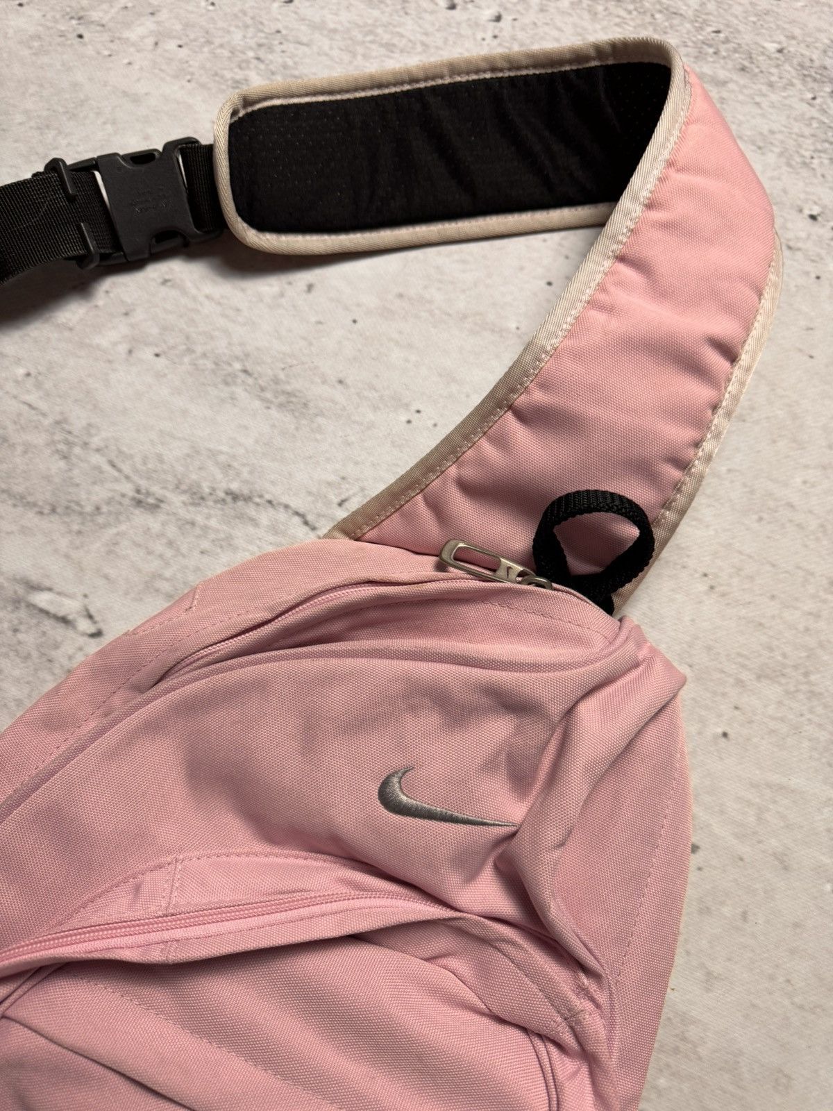 Nike × Vintage NIKE VINTAGE BROWN BASIC SLING BAG DRIP DROLL Size ONE SIZE - 3 Thumbnail