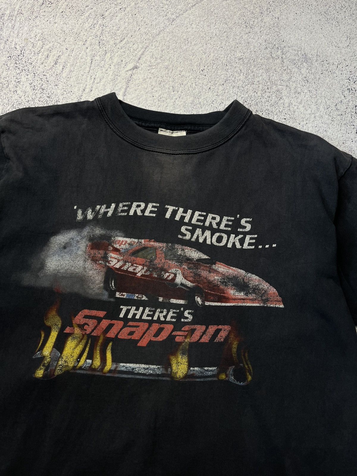 Vintage Rare Vintage SNAP ON T-Shirt Where There’s Smoke Size US L / EU 52-54 / 3 - 11 Thumbnail