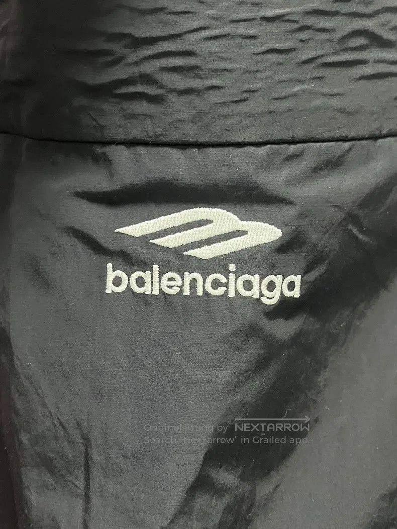 Balenciaga Balenciaga Black and Red 3B Color-Blocked Zip-Up Stand-Up Size US S / EU 44-46 / 1 - 5 Thumbnail