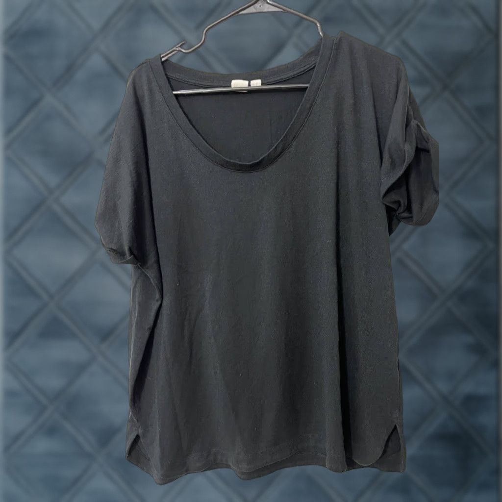 Gap GAP Top Womens Sz L Solid Scoop Neck Dolman Sleeveless Black Size L / US 10 / IT 46 - 1 Thumbnail