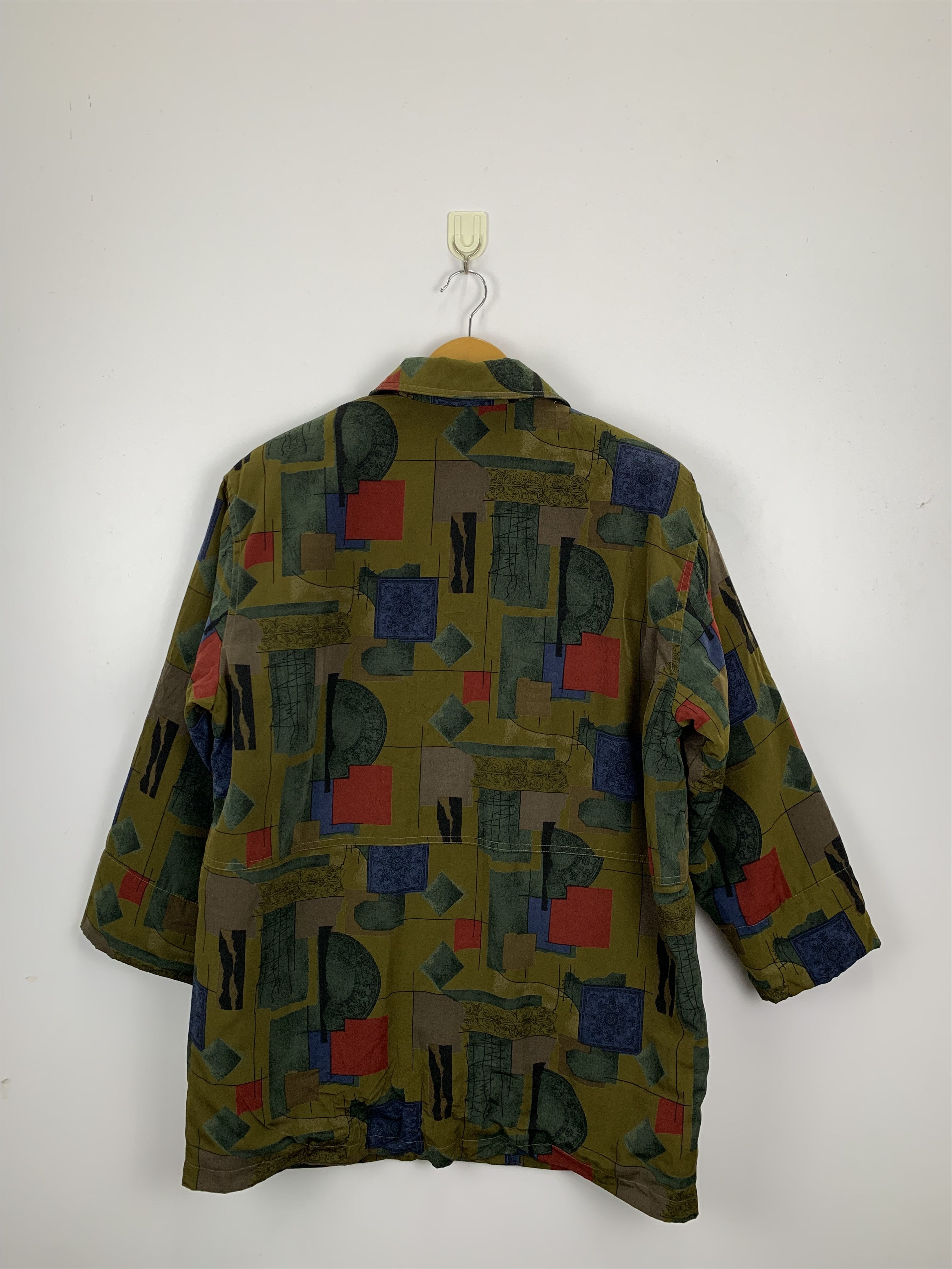 Vintage Vintage 90s Novvelty Boroque Brilliant Fashion Shirt J0808 Size US L / EU 52-54 / 3 - 3 Thumbnail