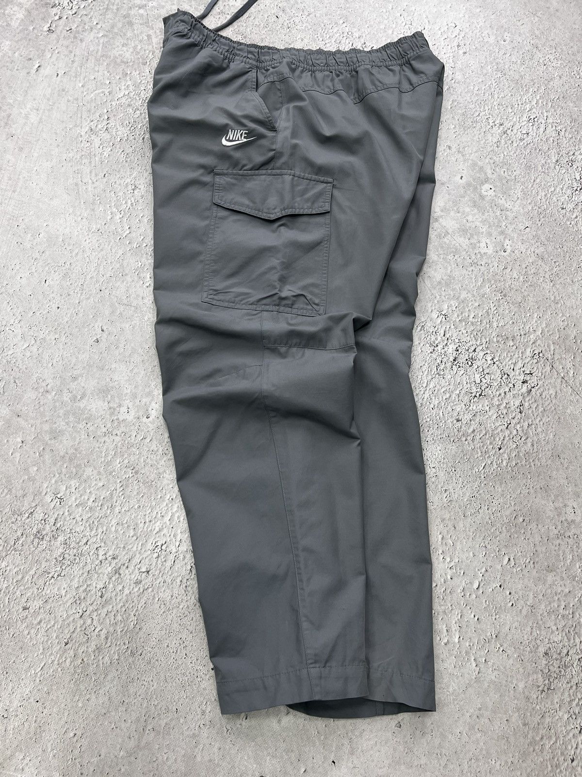 Nike × Vintage VINTAGE Y2K DRILL CARGO NIKE NYLON PANTS PARACHUTE Size US 36 / EU 52 - 9 Thumbnail