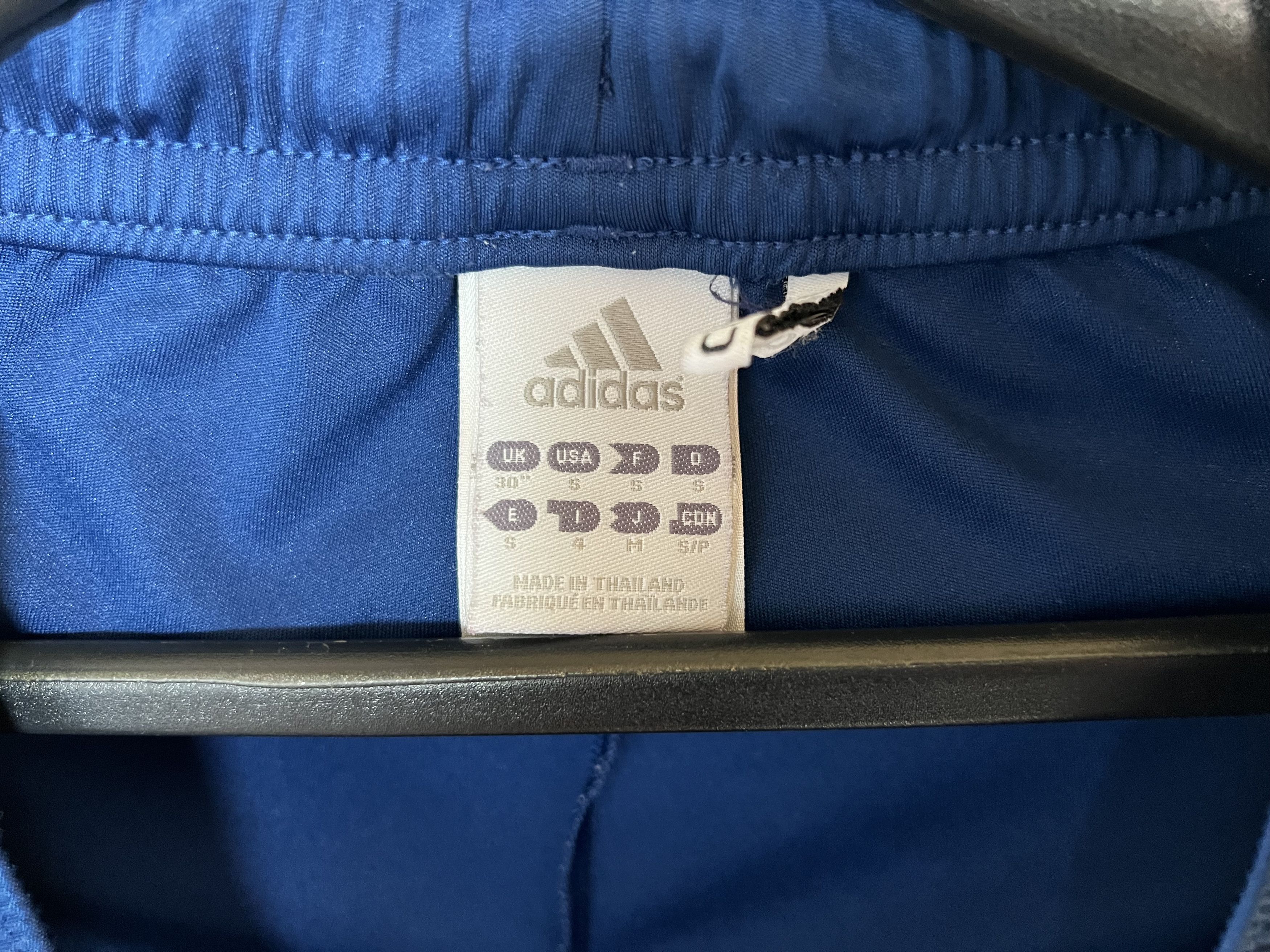 Adidas SPAIN NATIONAL TEAM 2012 2013 HOME SHORTS FOOTBALL SOCCER Size US 32 / EU 48 - 4 Thumbnail