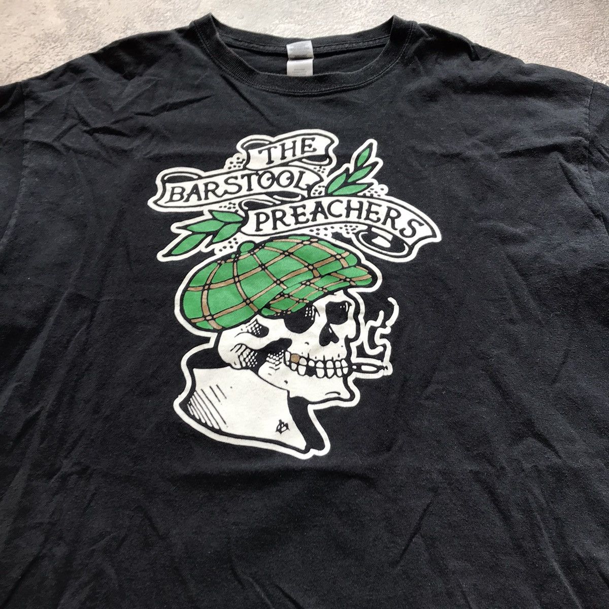 Vintage Vintage Y2K Barstool Preachers Graphic Tee Skull Streetwear Size US XL / EU 56 / 4 - 3 Thumbnail