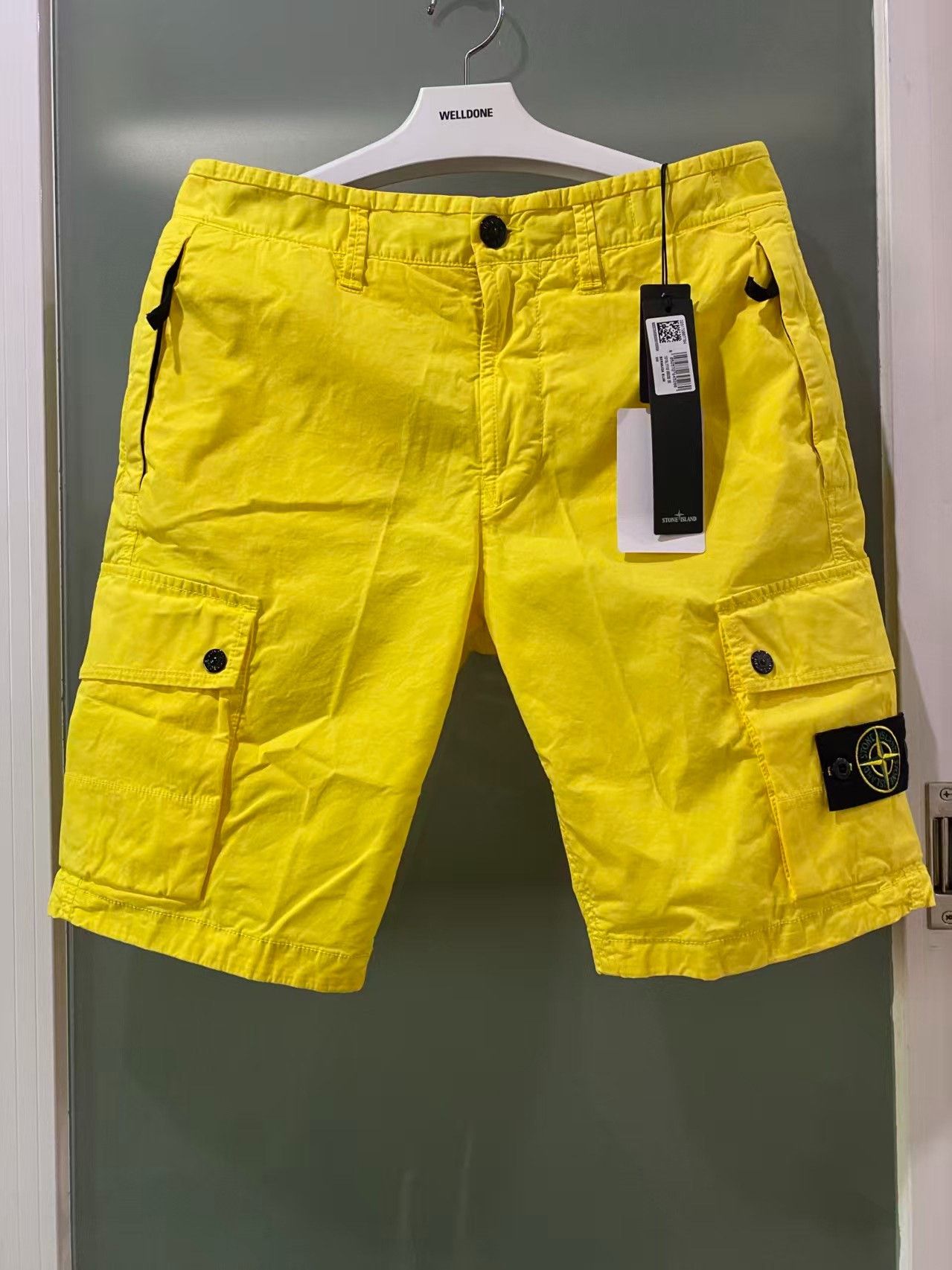 Stone Island Stone Island Solid Color Shorts Size US 30 / EU 46 - 1 Thumbnail