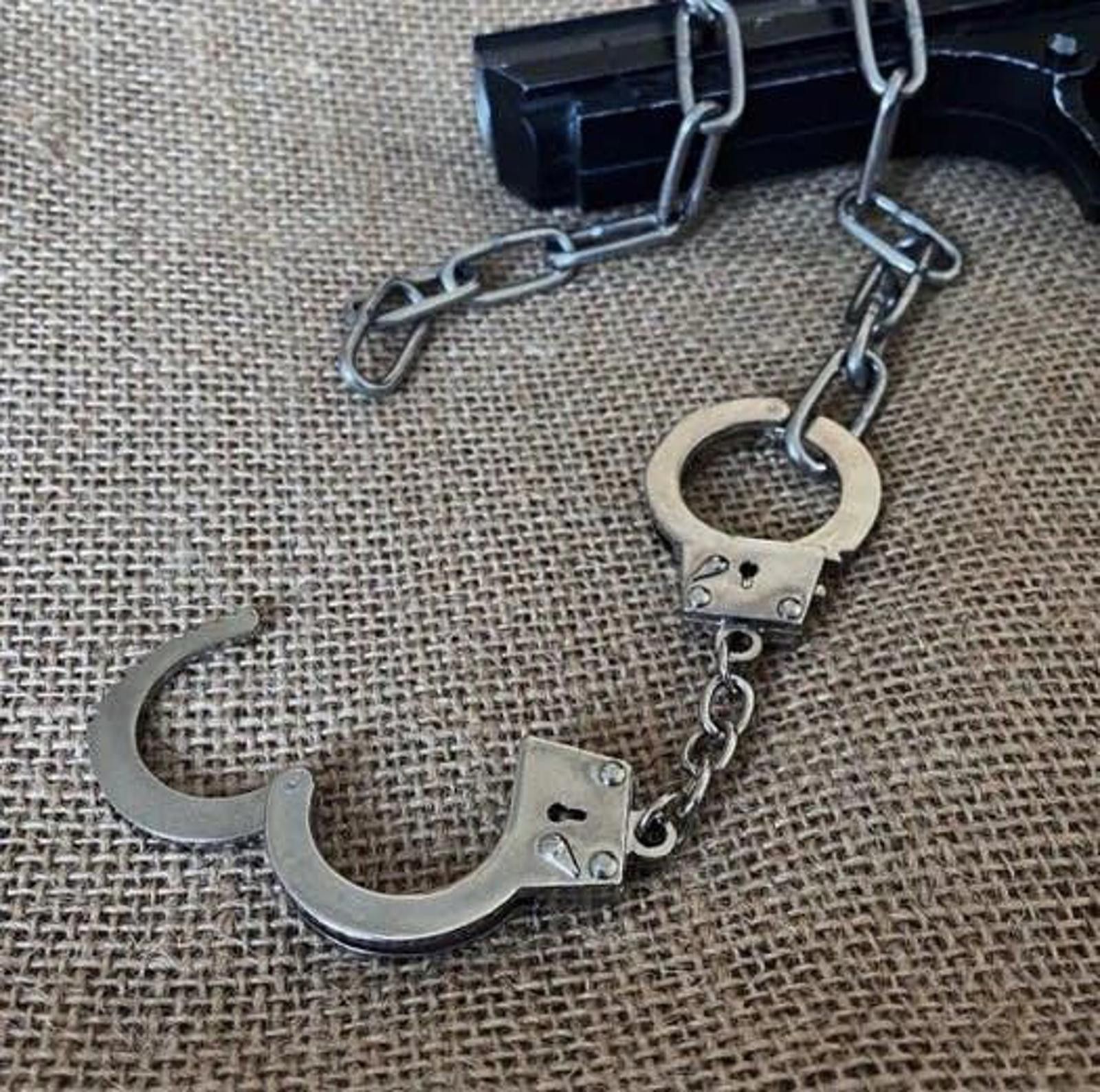 Jewelry Handcuff chain punk goth gothic necklace streetwear choker Size ONE SIZE - 4 Thumbnail