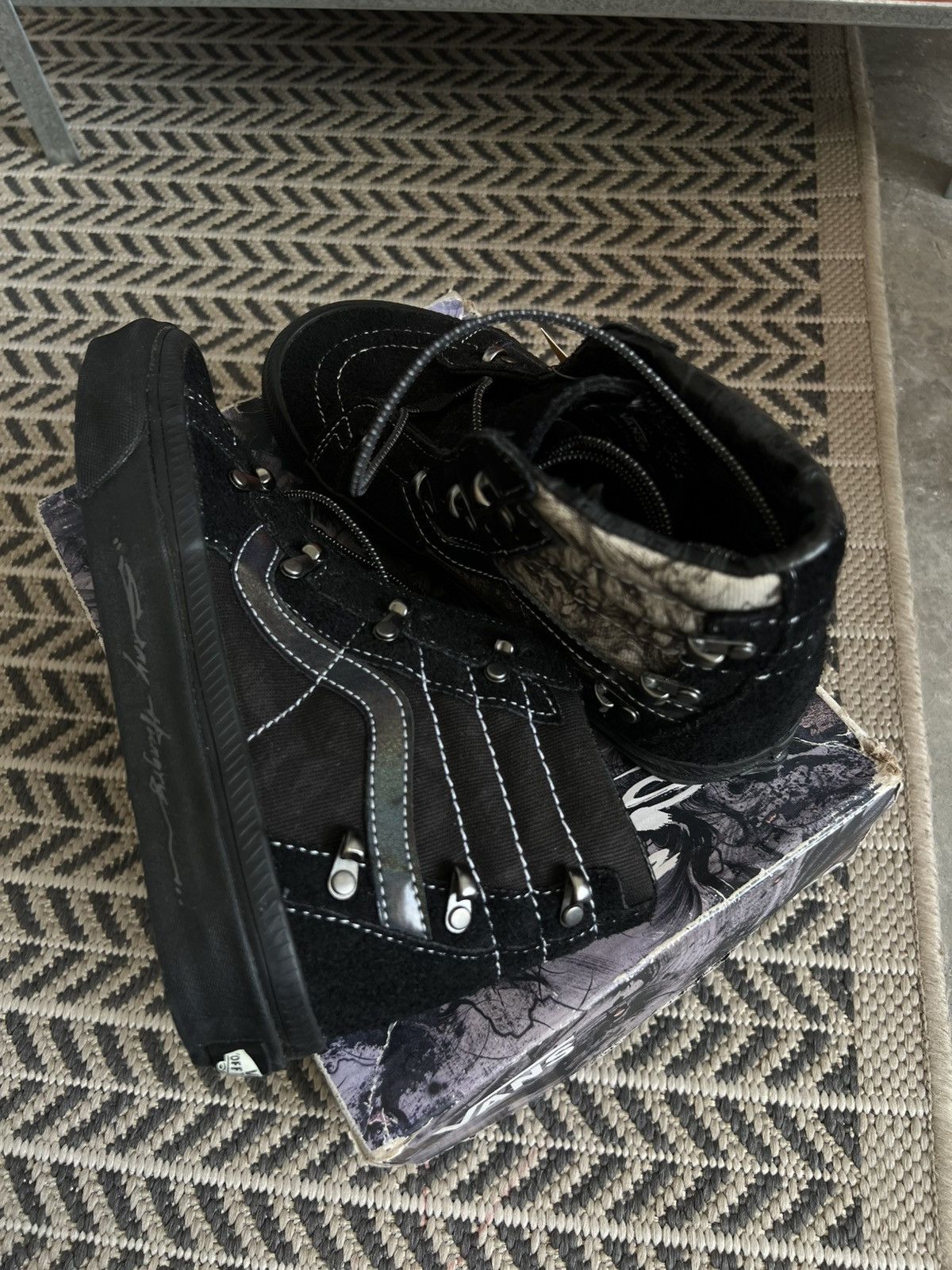 Vans Vans Sk8-Hi Size US 7 / EU 40 - 8 Thumbnail