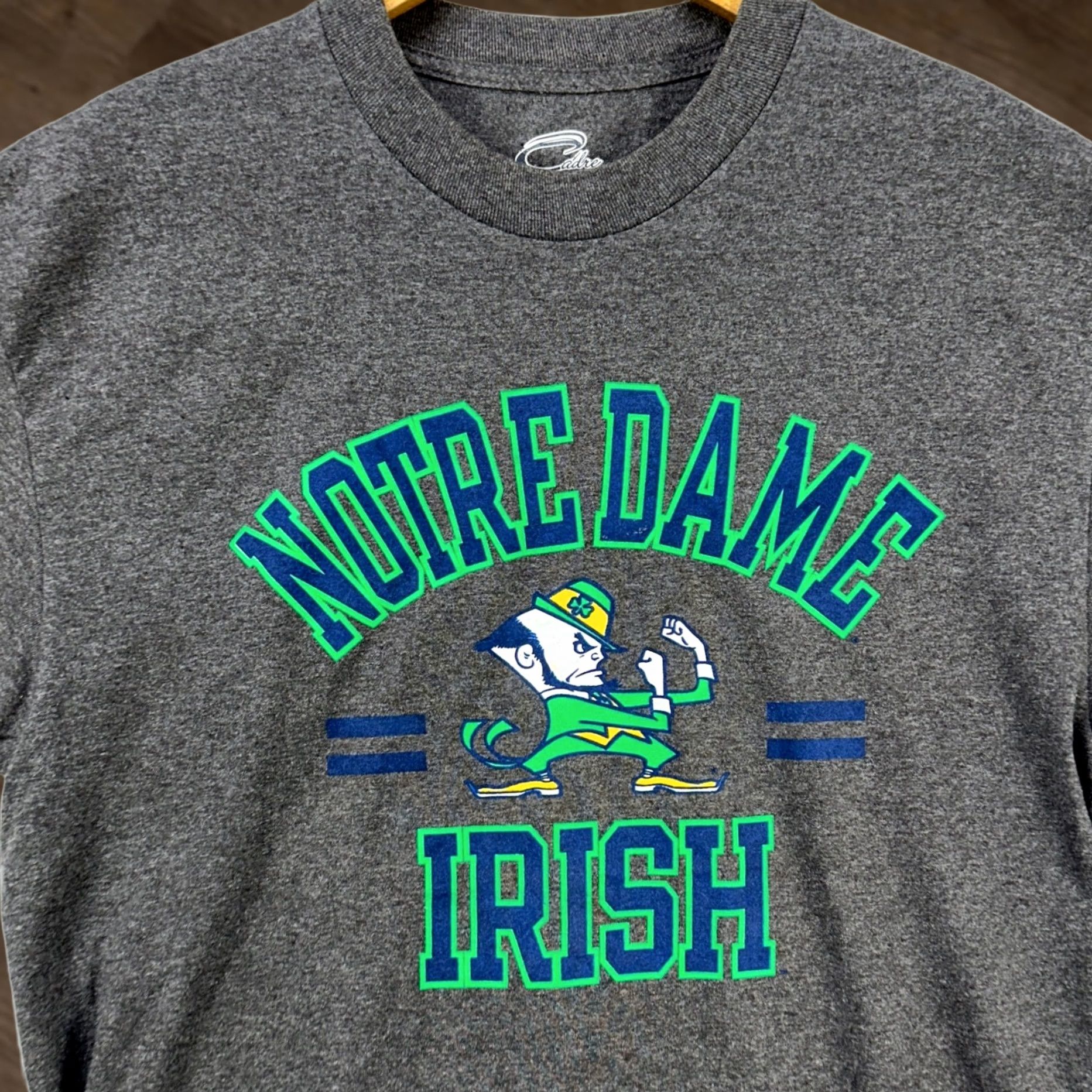 Vintage Notre Dame Fighting Irish Men T-Shirt Large Gray Crewneck Short Sleeve Tee Cadre Size US L / EU 52-54 / 3 - 1 Thumbnail