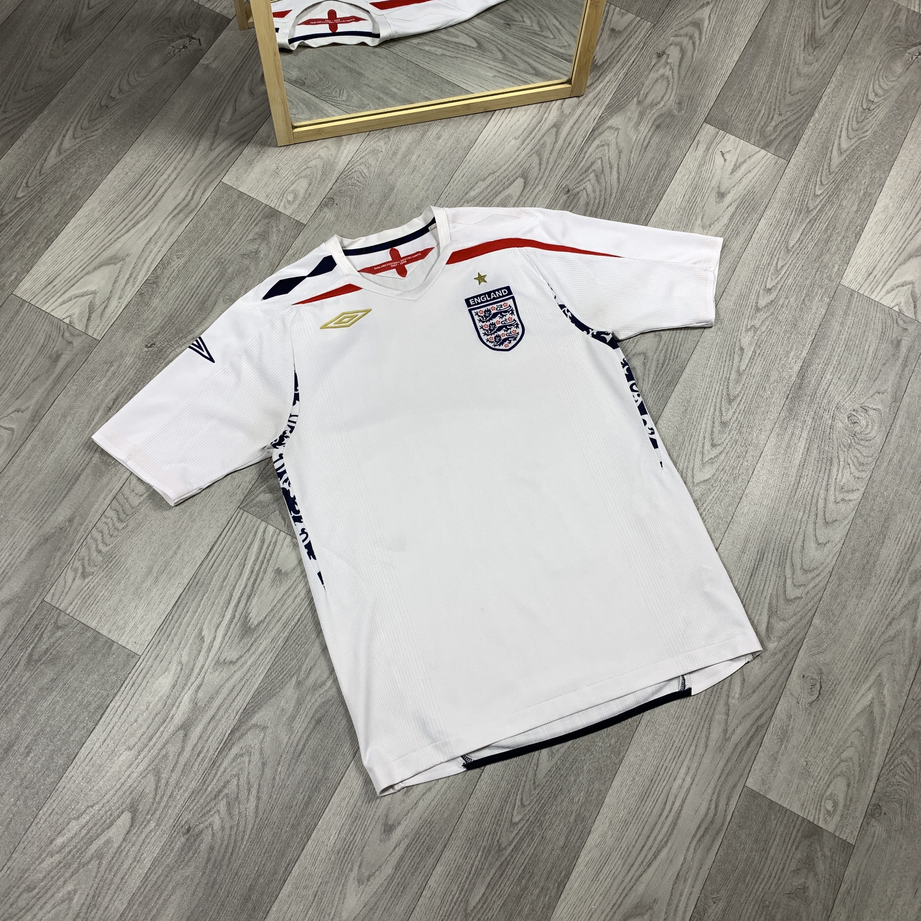 Umbro Vintage Umbro England Football Jersey 2007-2009 Tee Shirt Size US L / EU 52-54 / 3 - 2 Thumbnail