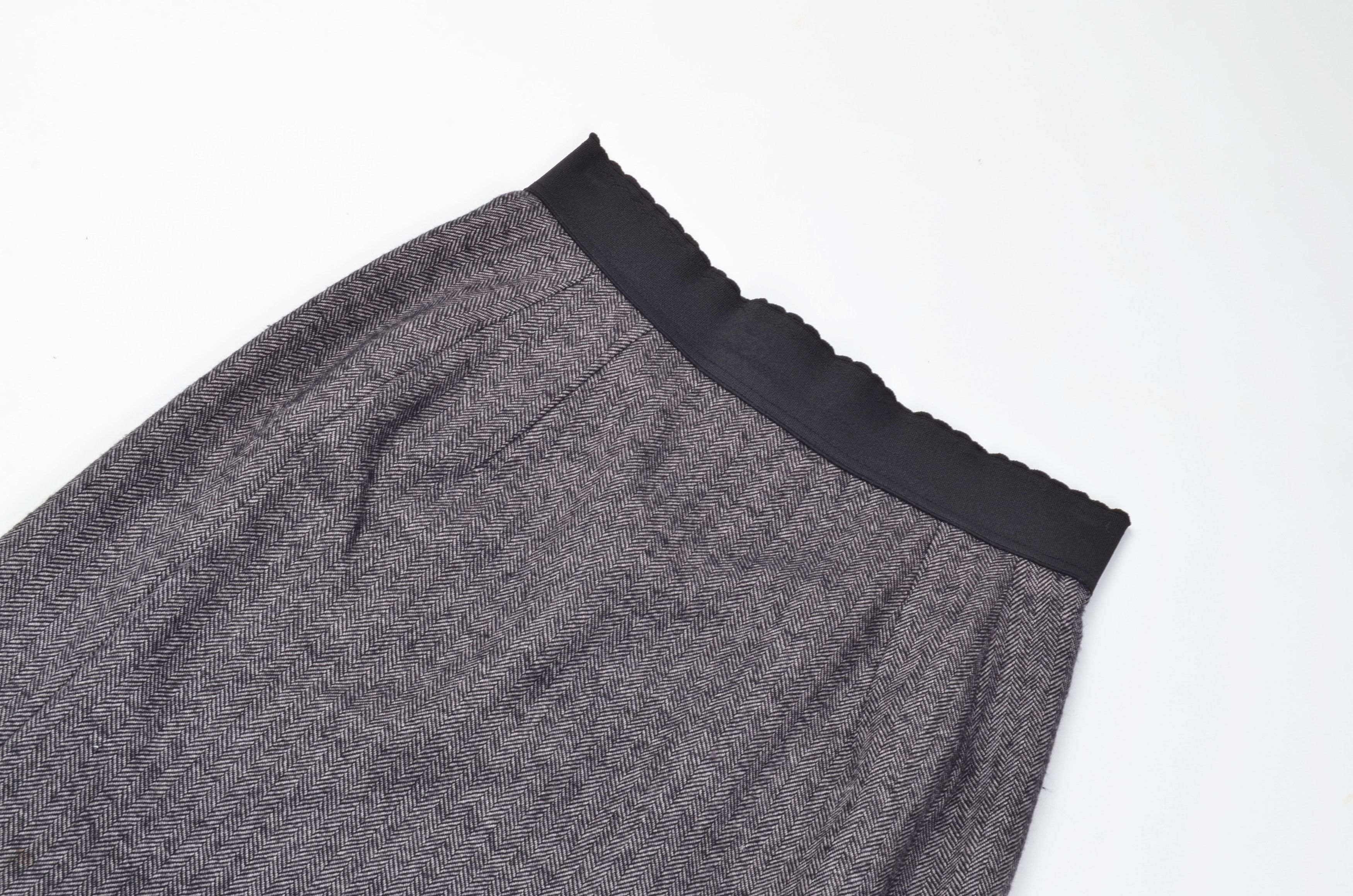 Dolce & Gabbana Dolce & Gabbana Wool Tweed Midi Skirt Size 28" / US 6 / IT 42 - 5 Thumbnail