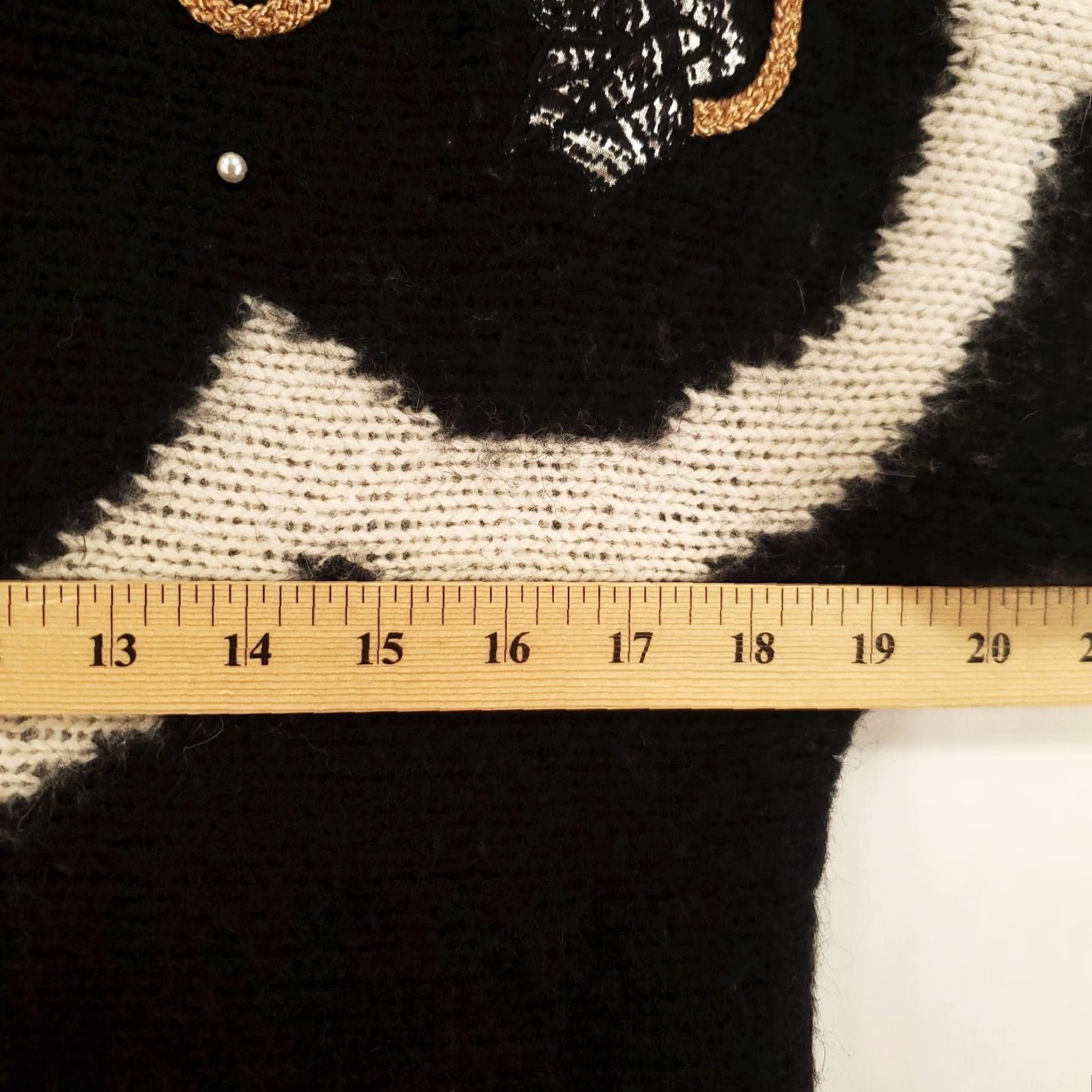 Vintage VINTAGE Christine Gerard Sweater Womens Medium Black Floral Knit Pullover with Pearls 80s 90s Classic Size M / US 6-8 / IT 42-44 - 8 Thumbnail