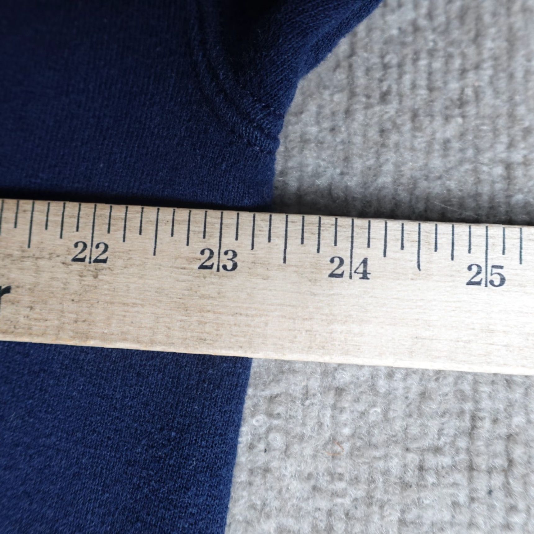 Vintage VINTAGE Washington Bears Sweatshirt Large Blue Basketball Team Russell Athletic Mens L Crew Neck Pullover Graphic Print venues: None Size US L / EU 52-54 / 3 - 4 Thumbnail