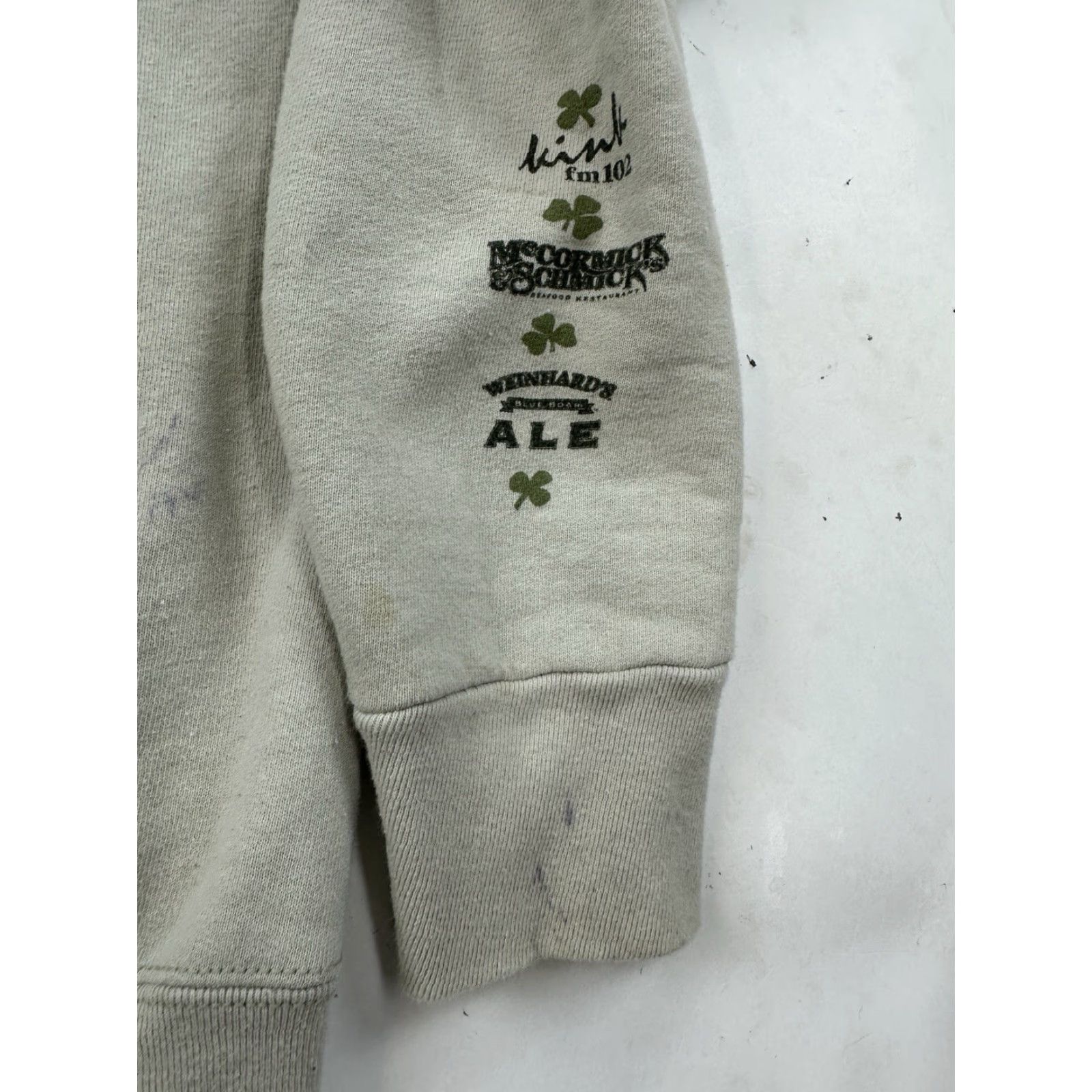Fruit Of The Loom VINTAGE Shamrock Run Sweatshirt Mens XL Beige Portland Oregon 1997 Pullover Size US XL / EU 56 / 4 - 4 Thumbnail