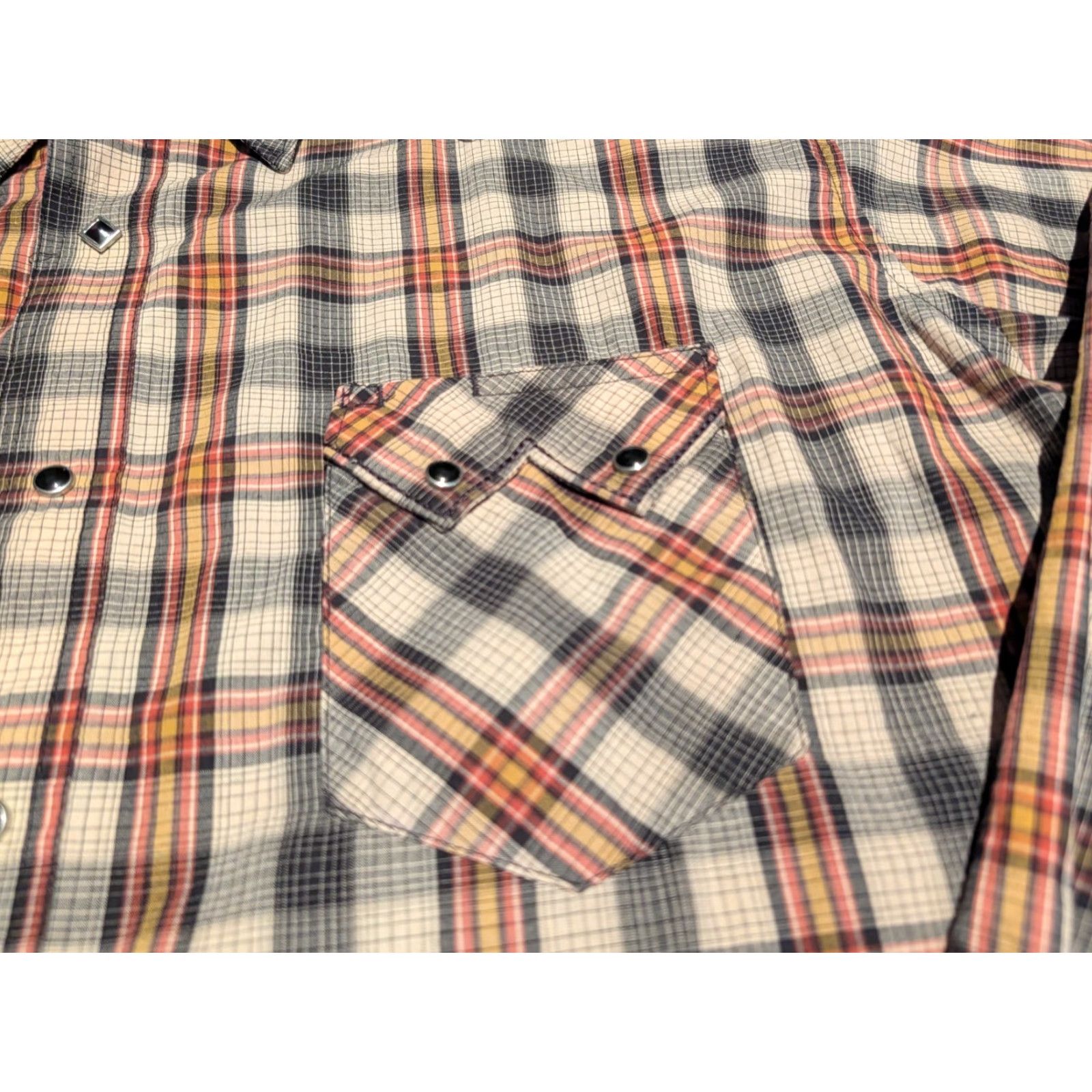 Wrangler VINTAGE Wrangler Sawtooth Pockets Shirt Mens XL Plaid Pearl Snap Button Up Yoke Western Cowboy 80s 90s Mens XL Size US XL / EU 56 / 4 - 5 Thumbnail