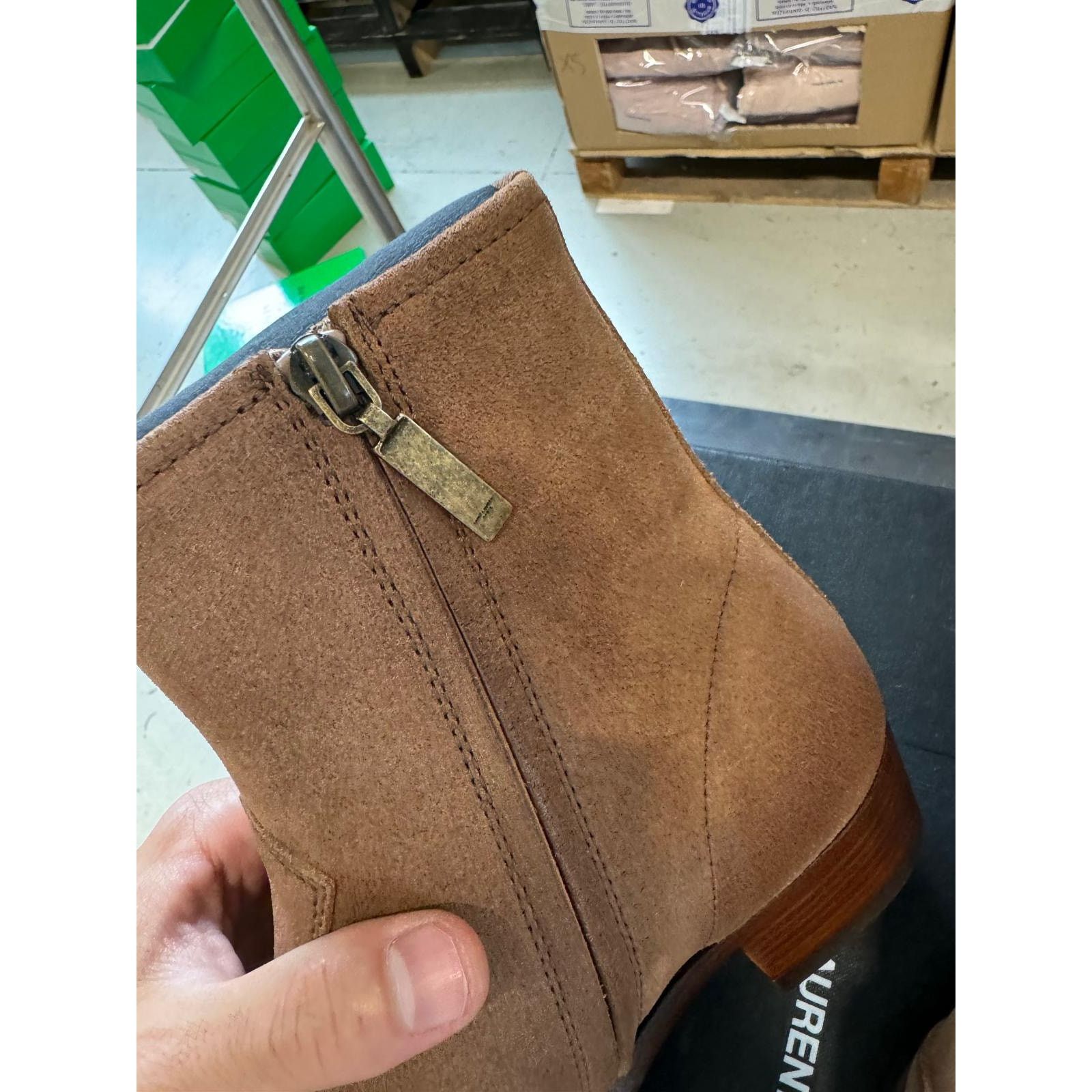 Saint Laurent Paris o1alsimx924 Q:2 / 669285 Wyatt Chelsea Suede Boots in Brown Size US 7 / EU 40 - 7 Thumbnail