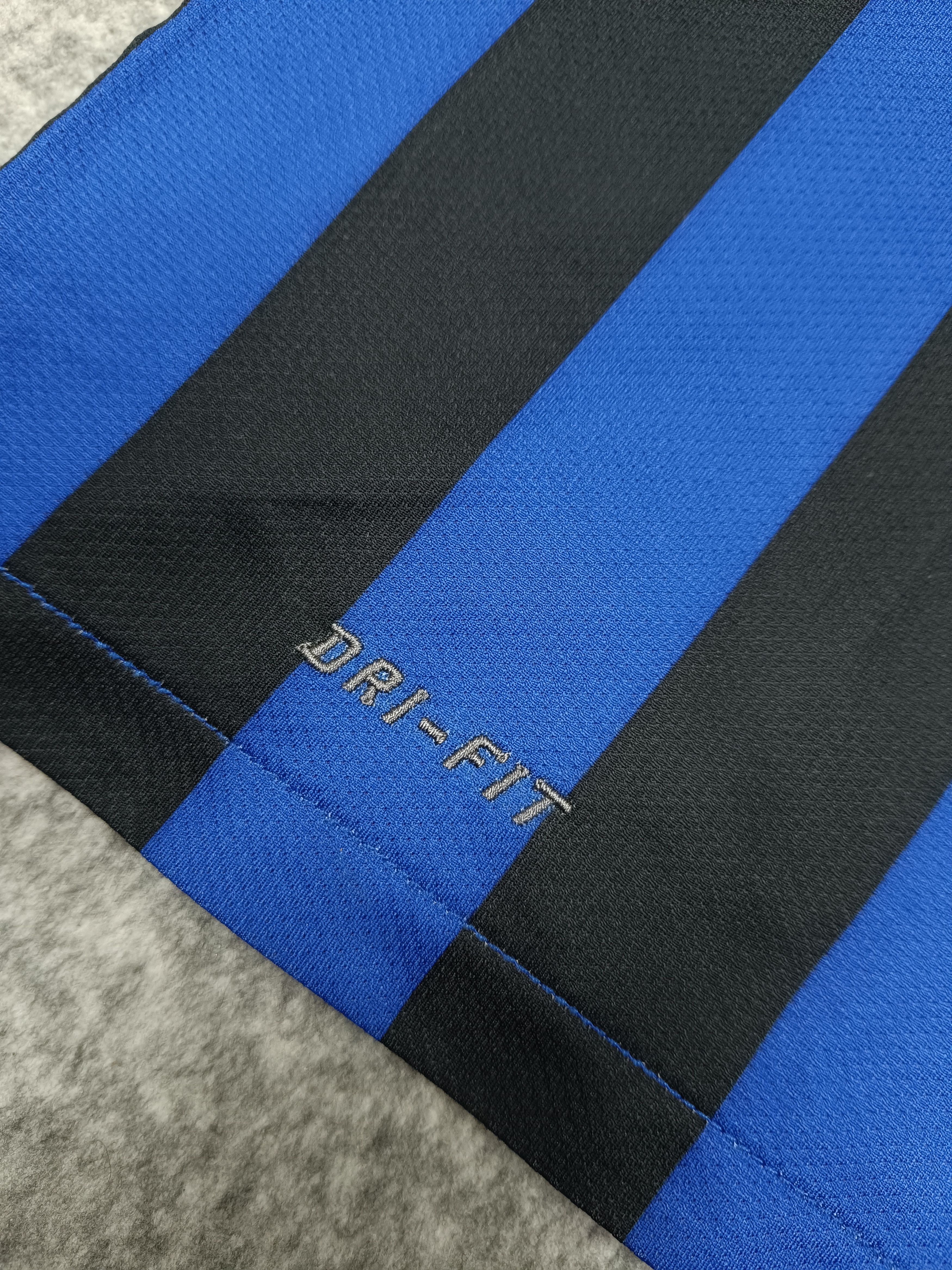 Nike Inter Milan Shirt 2011 2012 Blue Home Nike Football Soccer Size US M / EU 48-50 / 2 - 9 Thumbnail
