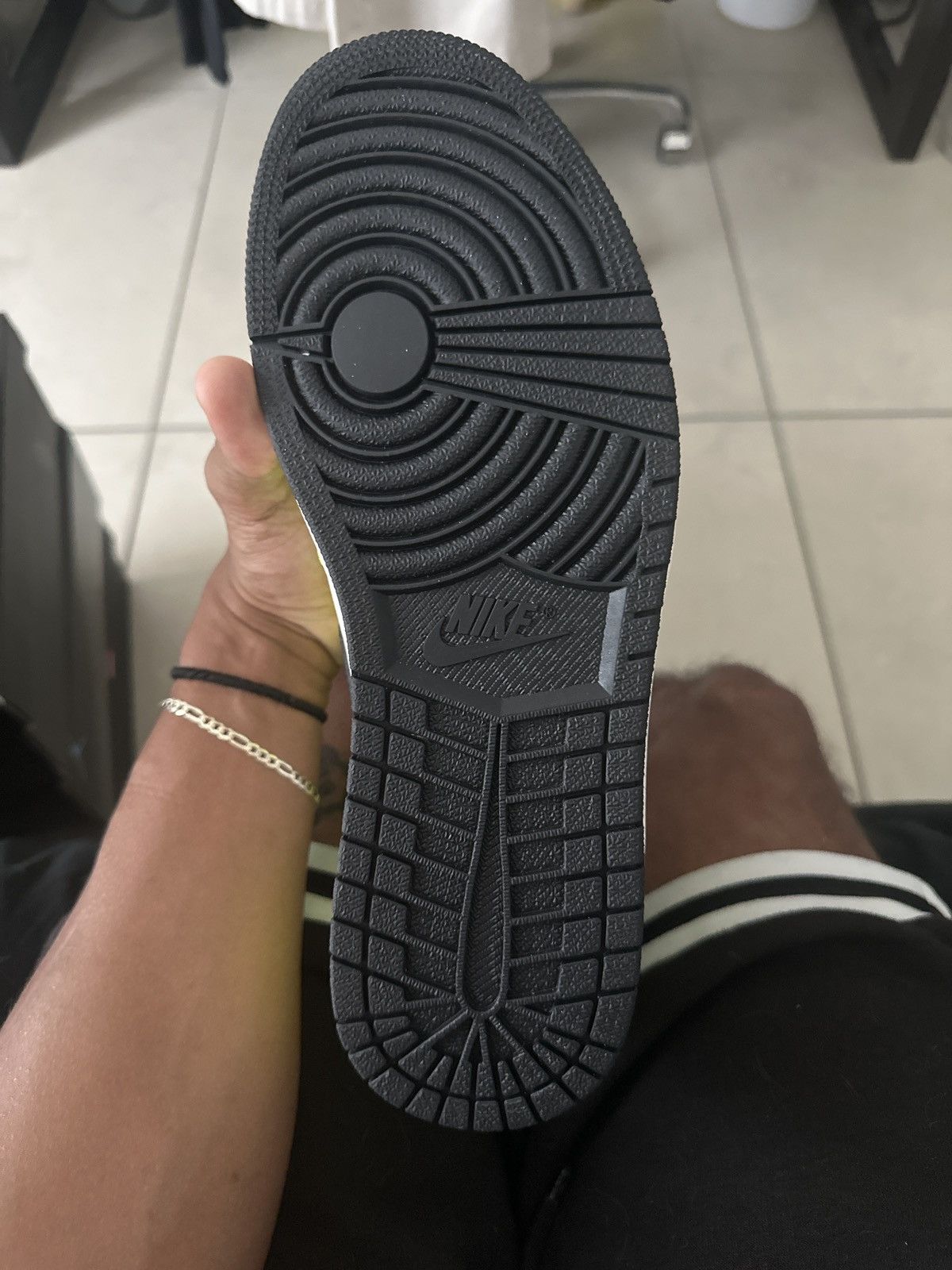 Nike Jordan 1 Visionaire Size US 11 / EU 44 - 5 Thumbnail