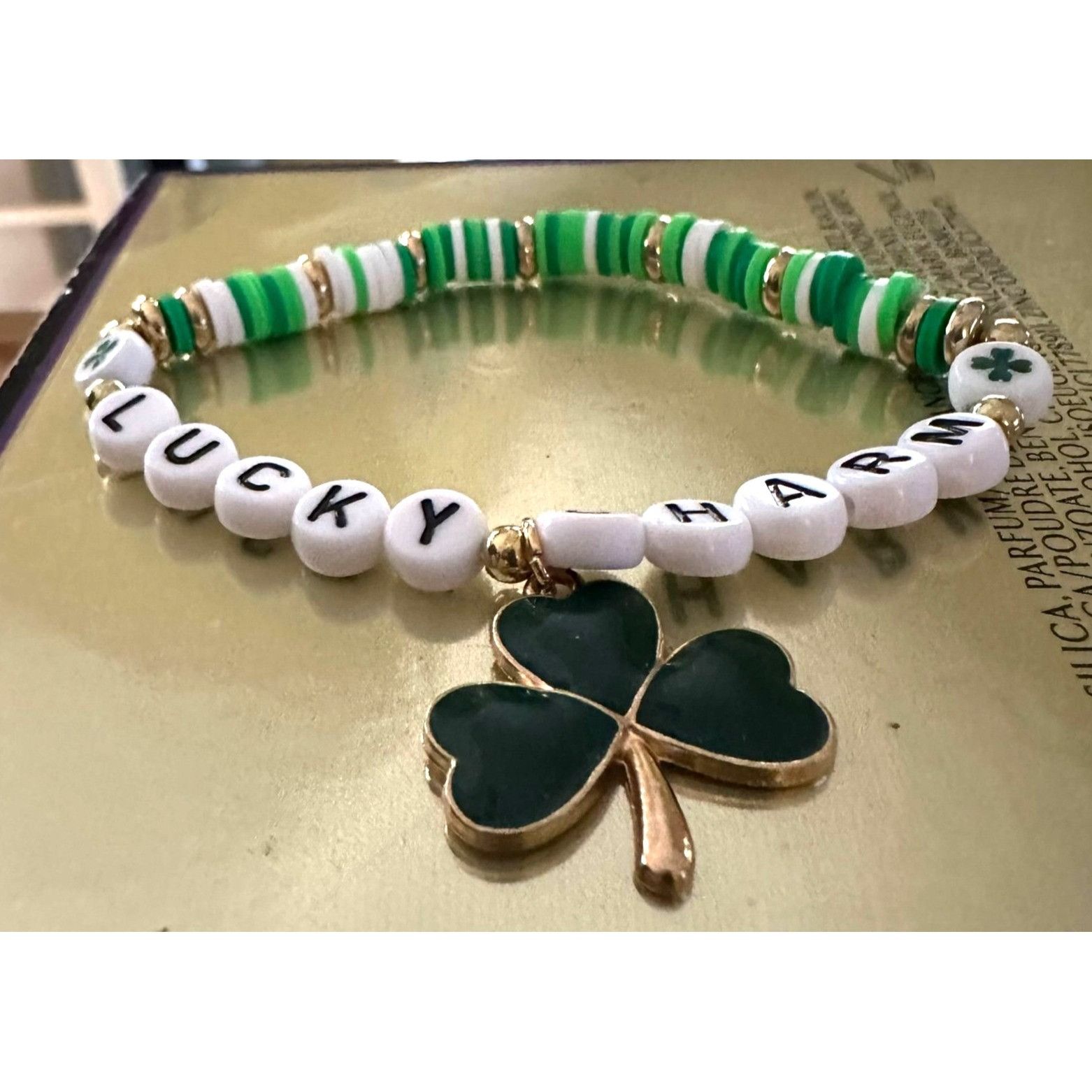 Handmade St Patricks Day Bracelet New Beaded Shamrock Lucky Charm New Size ONE SIZE - 2 Thumbnail
