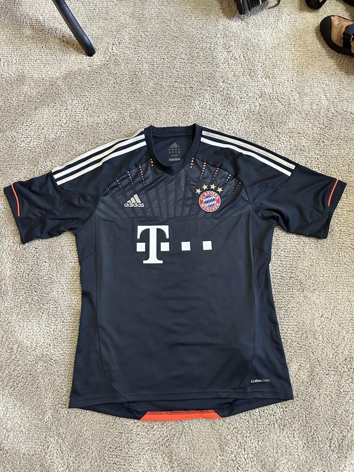 Adidas Bayern Munchen 2012/13 3RD Football Shirt Soccer Jersey Size US M / EU 48-50 / 2 - 1 Thumbnail