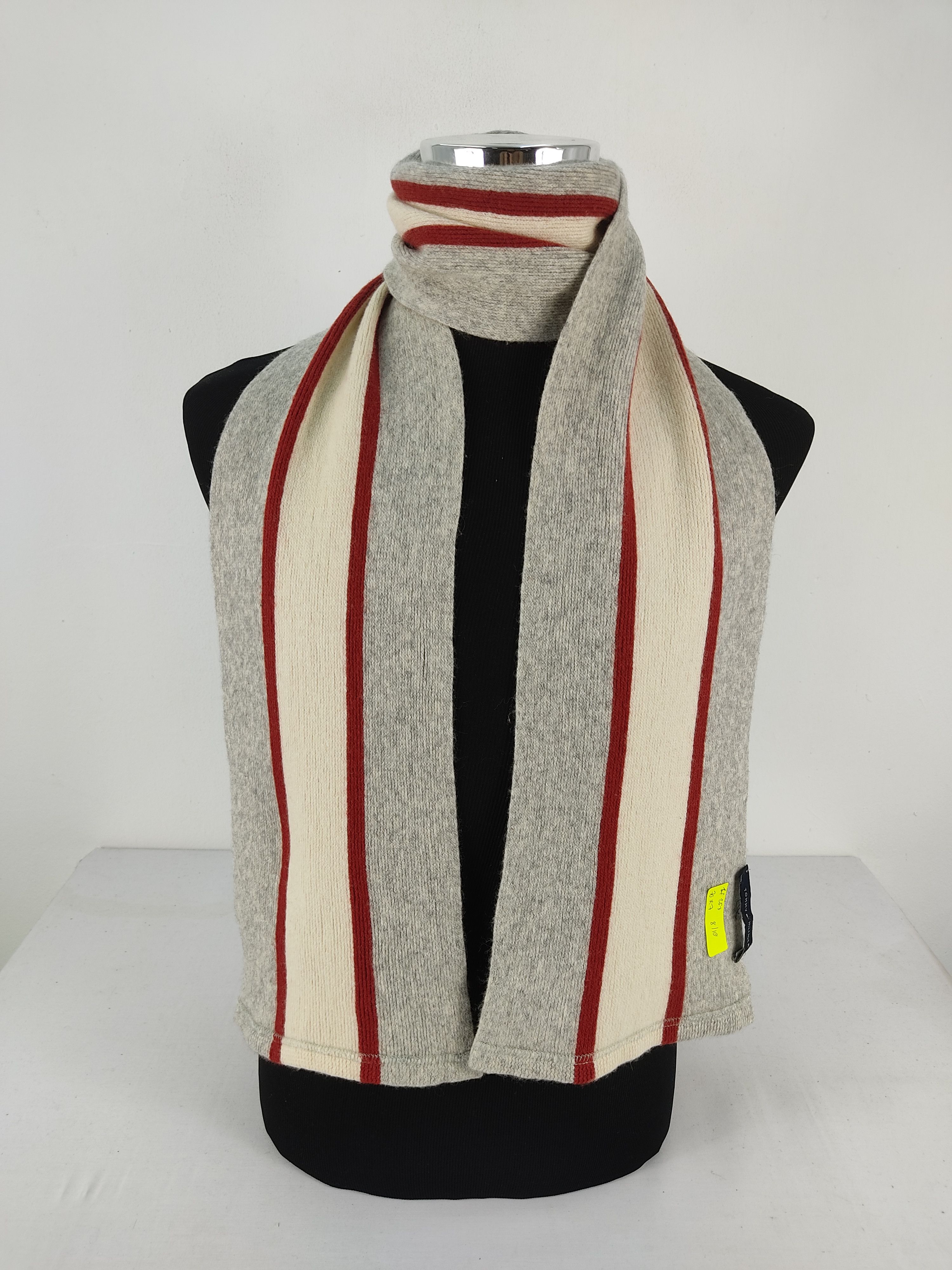 Tommy Hilfiger Scarf / Muffler / Neckwear