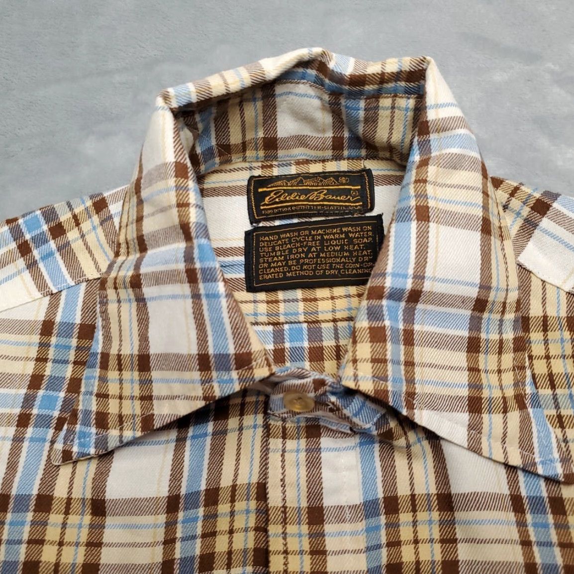 Eddie Bauer VINTAGE Eddie Bauer Shirt Mens M Blue Brown Plaid Brushed Twill 70s Retro Short Sleeve Button-Up Casual Mens Size US M / EU 48-50 / 2 - 4 Thumbnail