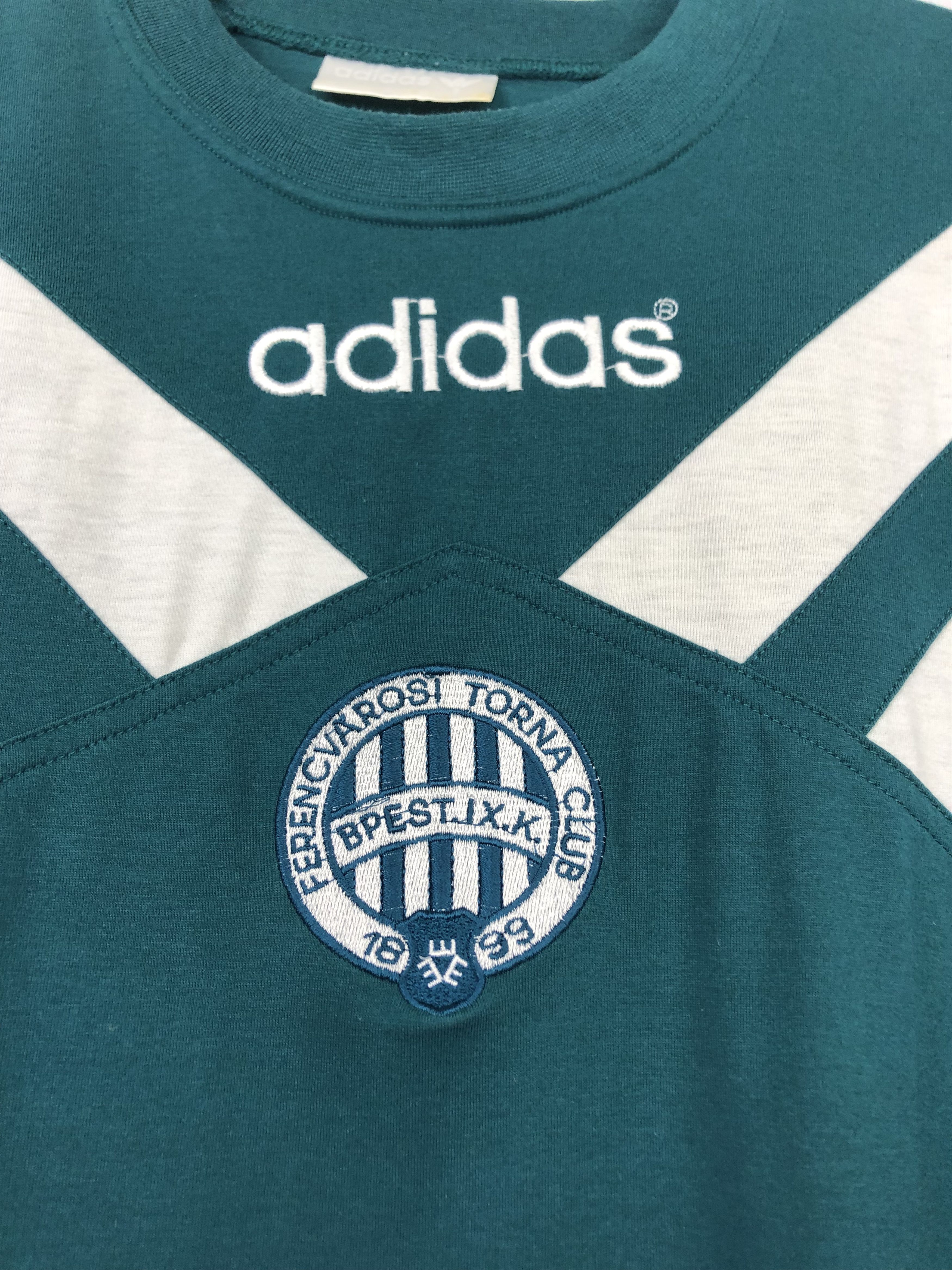 Adidas Vintage Adidas Ferencvaros Football Shirt Soccer Jersey Size US XL / EU 56 / 4 - 3 Thumbnail