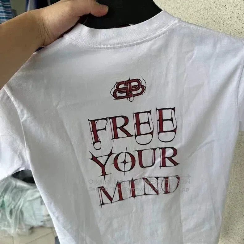 Balenciaga Balenciaga Short Sleeve T. Size US M / EU 48-50 / 2 - 5 Thumbnail