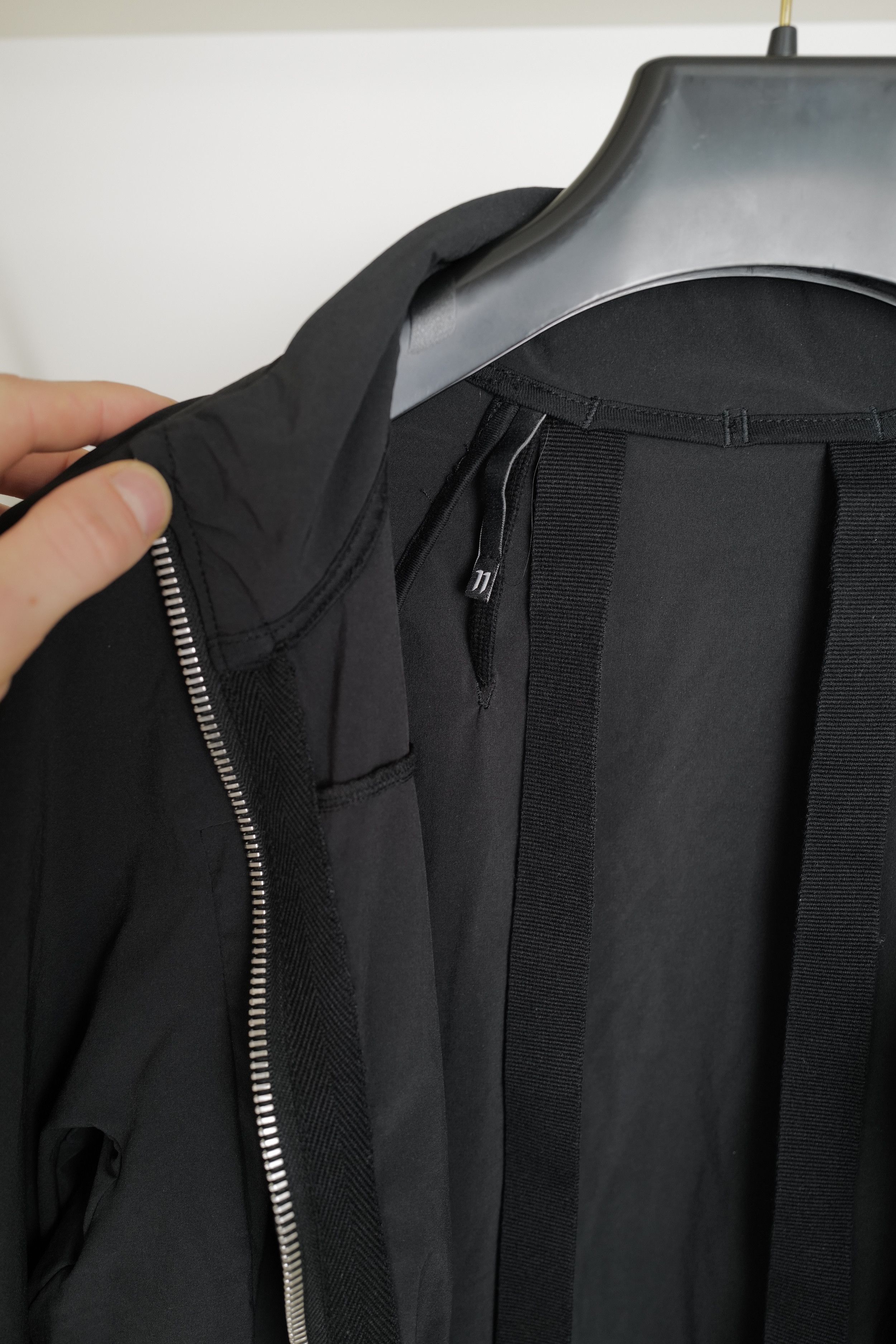11 By Boris Bidjan Saberi 11 by Boris Bidjan Saberi light jacket Size US M / EU 48-50 / 2 - 19 Thumbnail