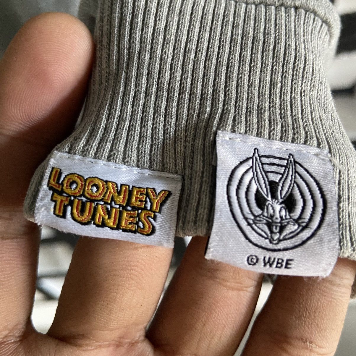 Cartoon Network Vintage Looney Tunes (WB) 95s Size US L / EU 52-54 / 3 - 3 Thumbnail