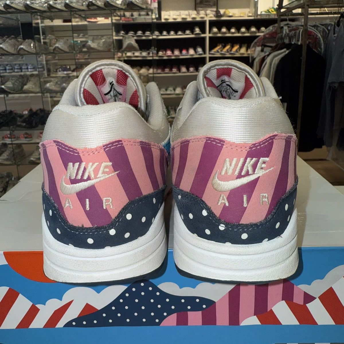 Nike × Parra Size 9 - Nike Parra x Air Max 1 White (AT3057-100) Size US 9 / EU 42 - 3 Thumbnail