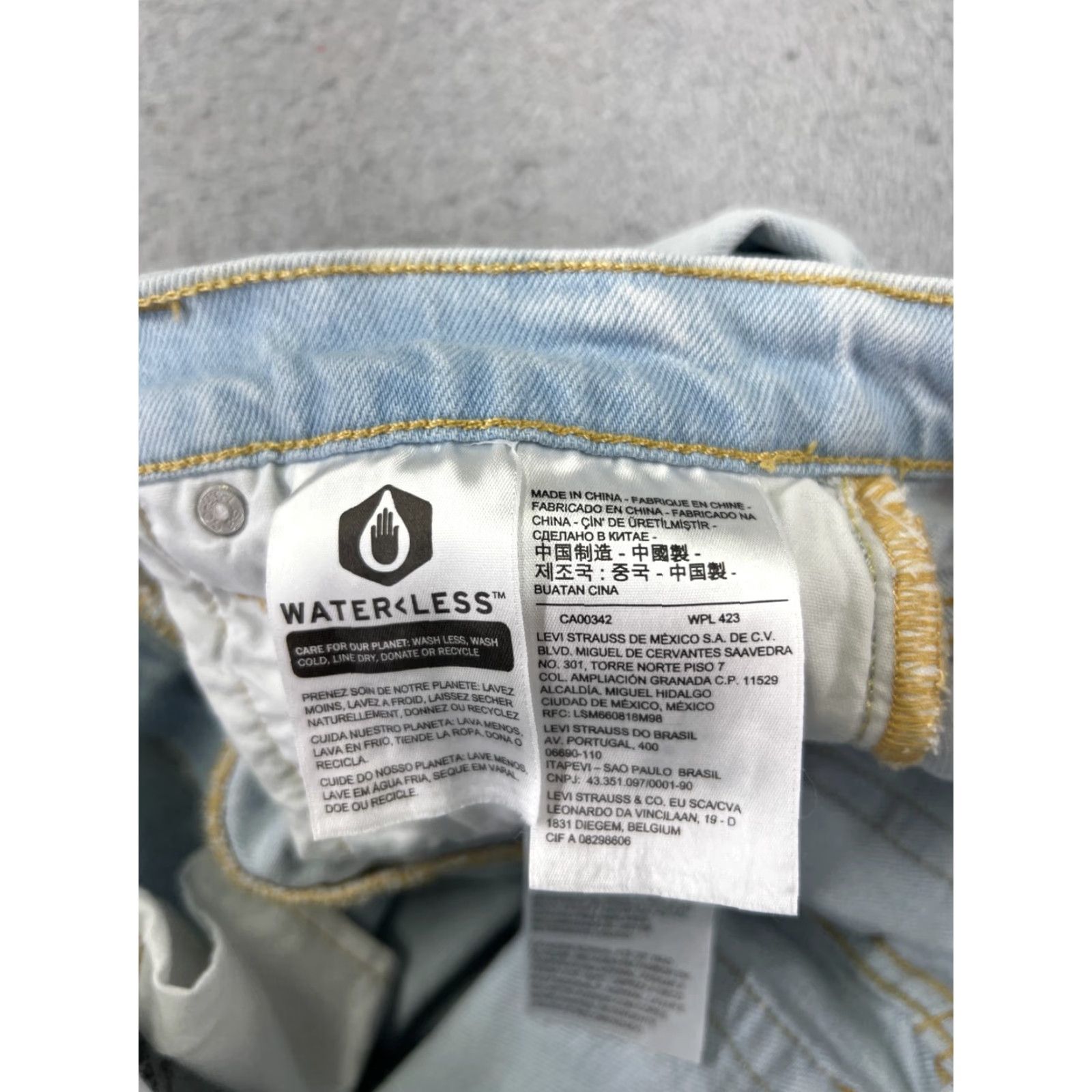 Levi's Levis Jeans Adult 25 Blue Denim 501 Skinny Button Big E Premium Acid Wash Size 42" / US 20 - 7 Thumbnail