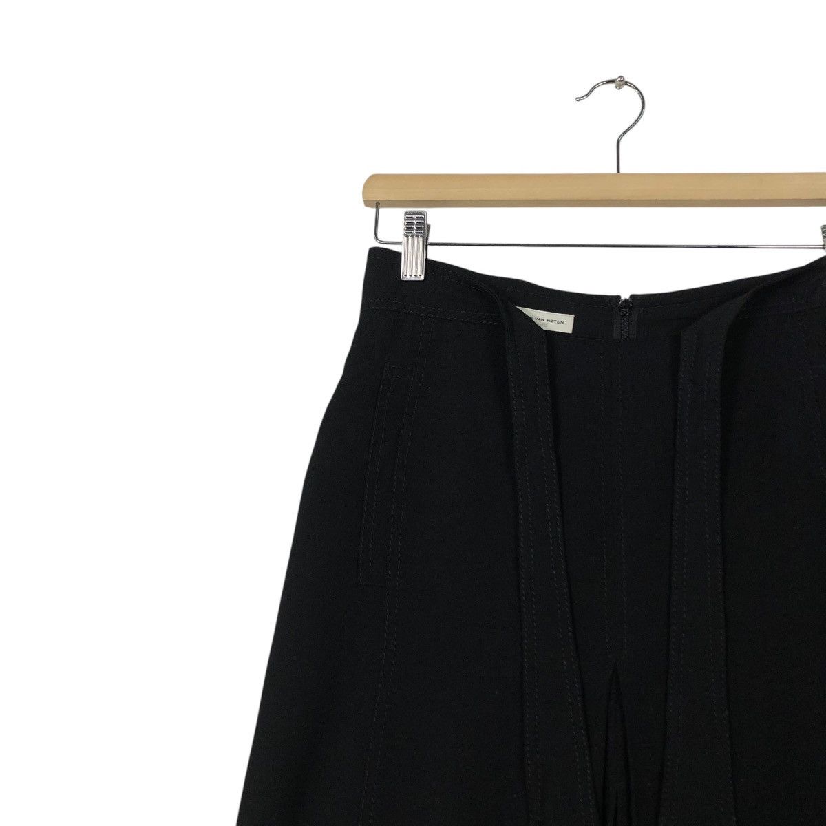 Dries Van Noten 🔥RICH BLACK LONG SKIRT RUNWAY DRIES VAN NOTEN BELGIUM Size 28" / US 6 / IT 42 - 8 Thumbnail
