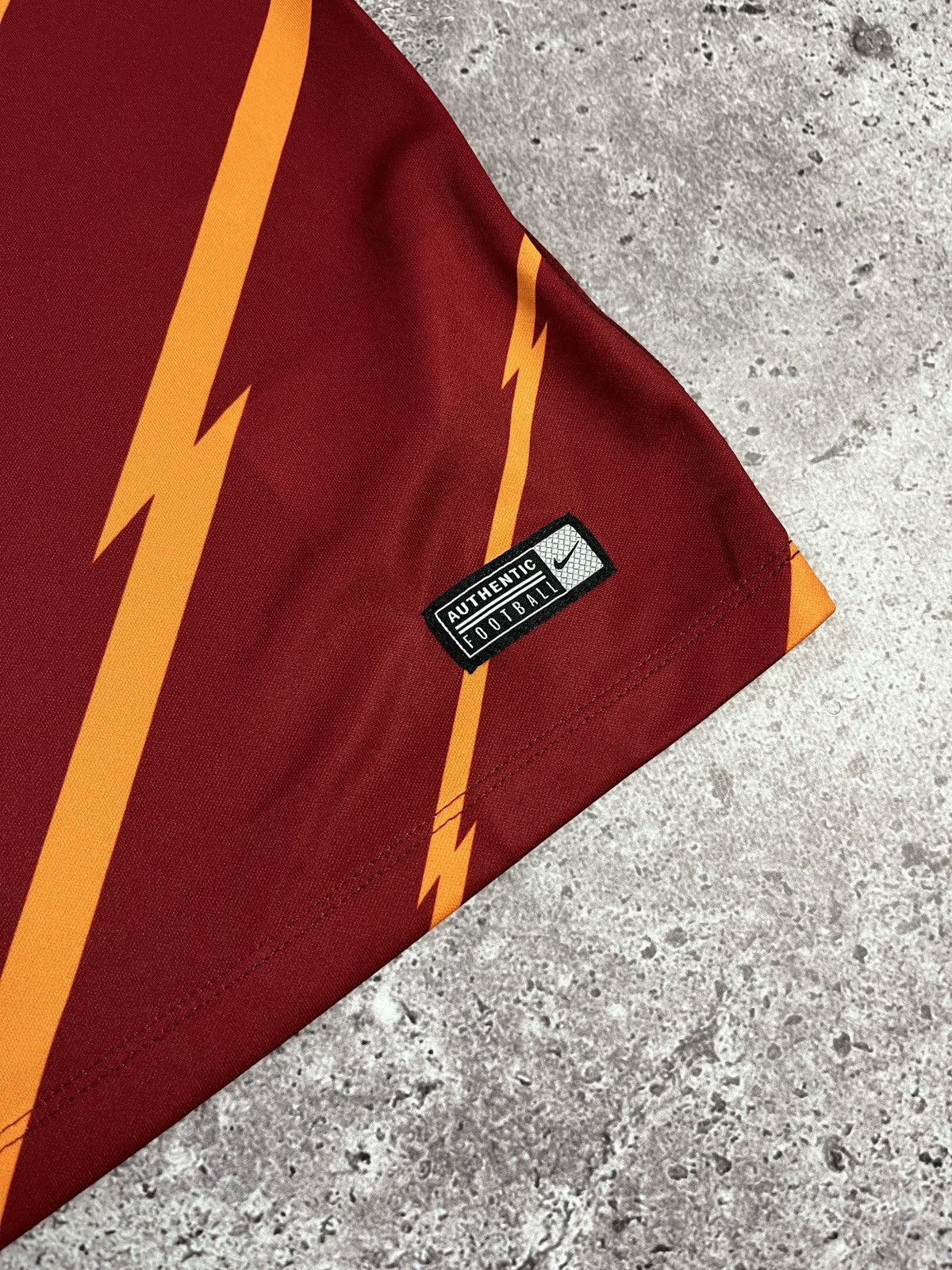 Nike Nike AS Roma 2017-18 Training Soccer Shirt Jersey Size US M / EU 48-50 / 2 - 5 Thumbnail
