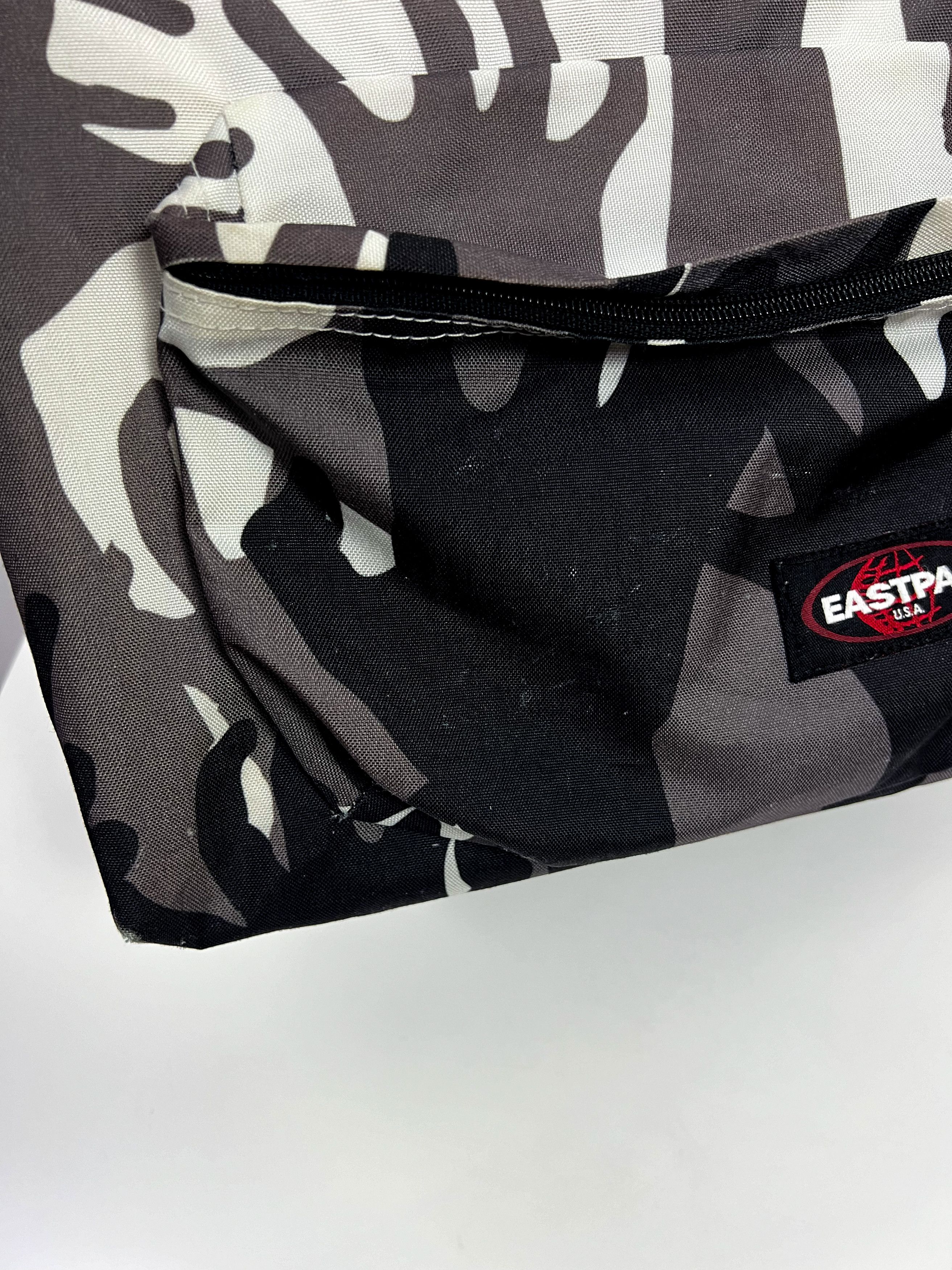 Eastpak EASTPAK x ZOMBIE ATTACK bag Size ONE SIZE - 4 Thumbnail