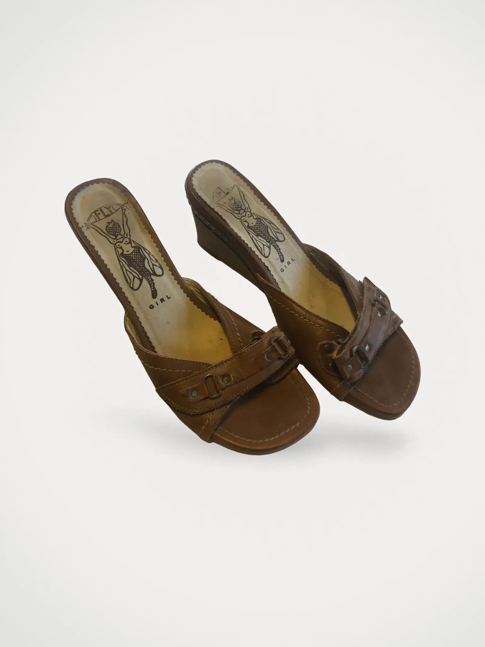 Fly London Fly London Heels Size US 7 / IT 37 - 1 Thumbnail