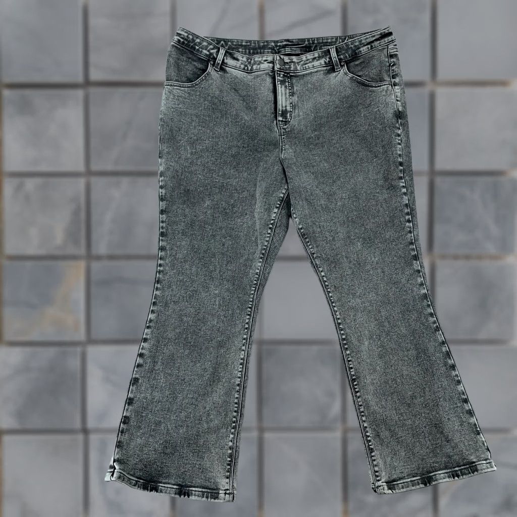 Vintage Women with Control Jeans Bootcut 22WP Petite Gray Acid Wash Denim Charcoal Wash High Rise Inseam 26 in 42 in Womens Girls Size 40" / US 18 - 1 Thumbnail