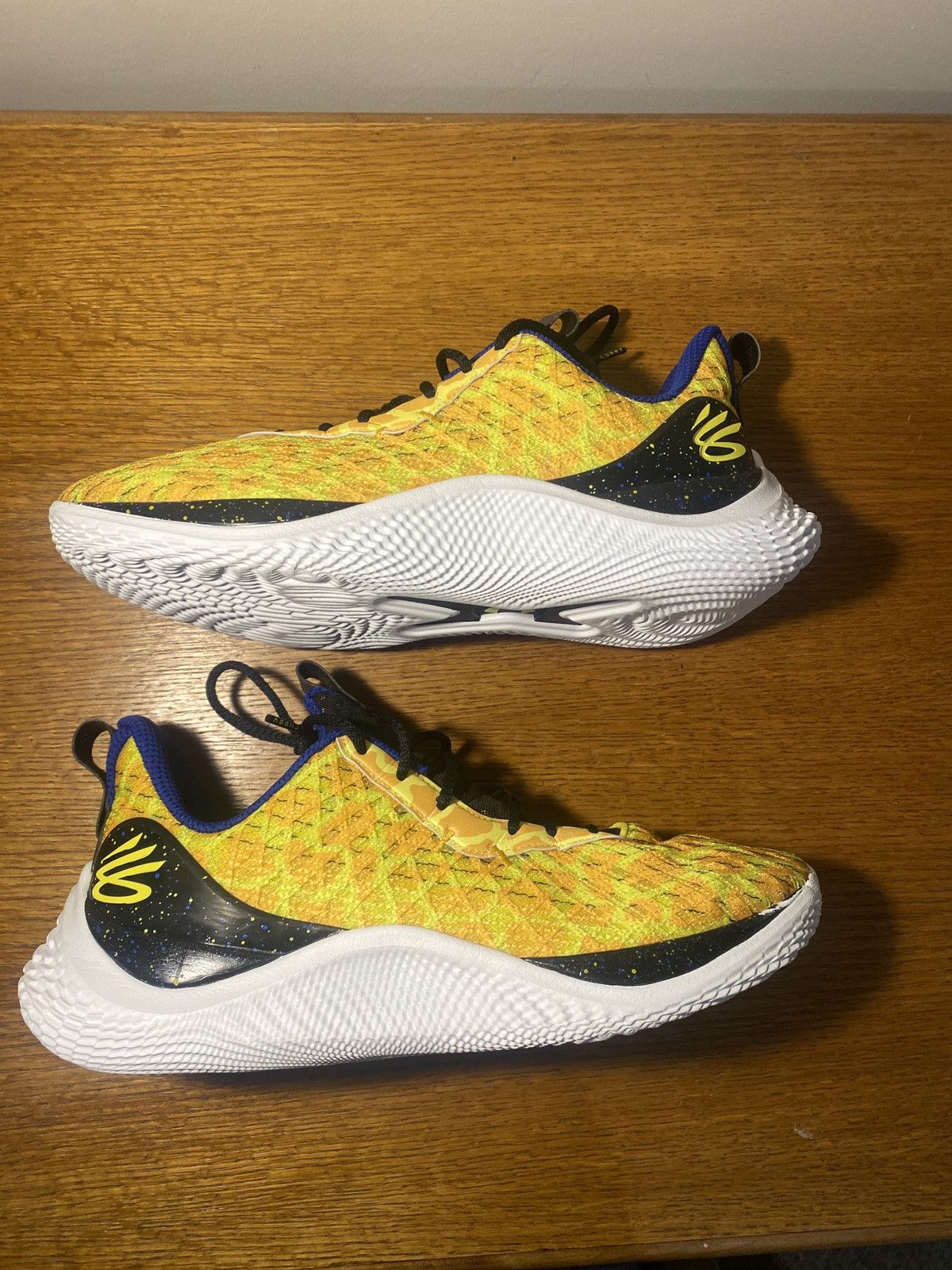Under Armour Curry 10 “Bang Bang” Size US 14 / EU 47 - 4 Thumbnail