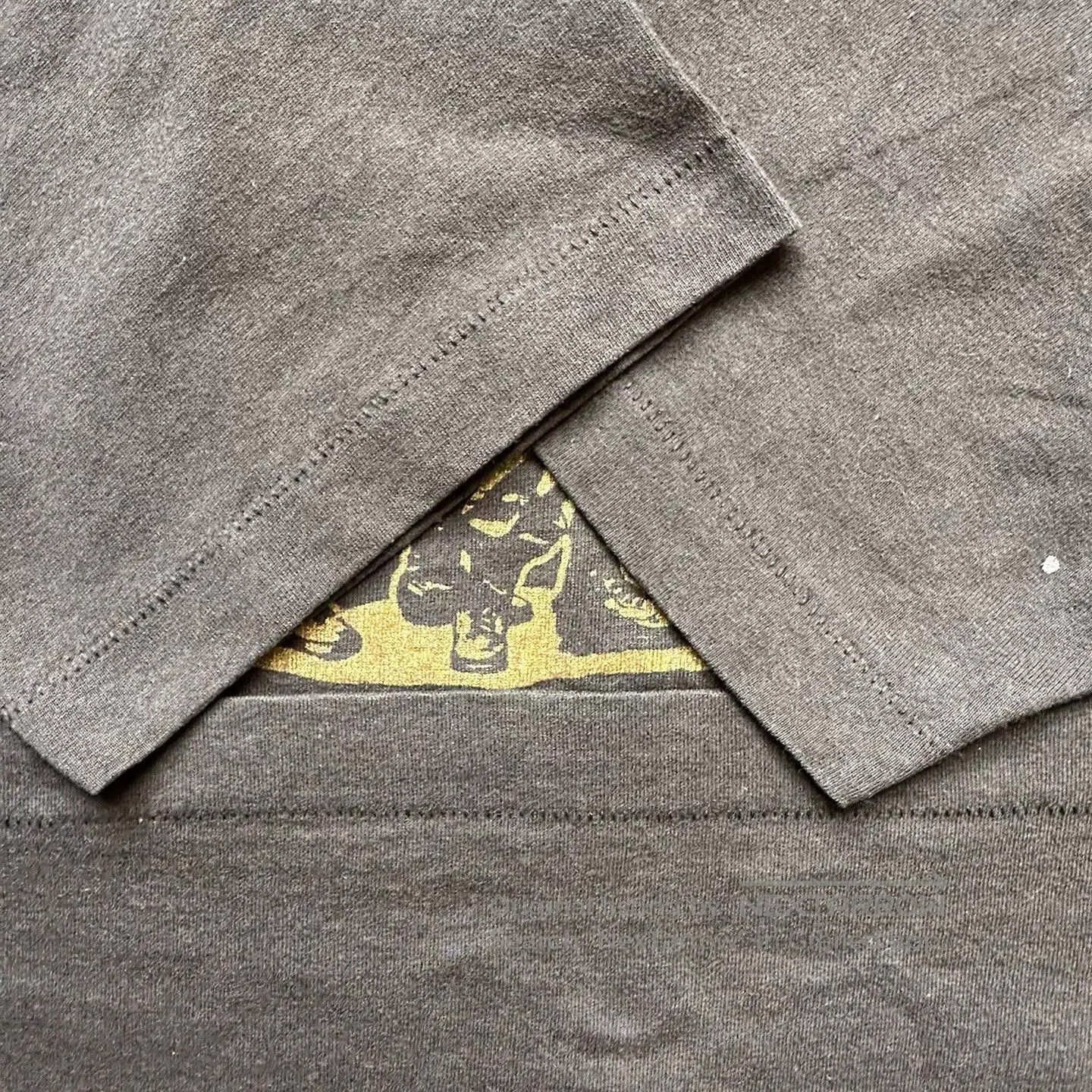 Vintage 90s Vintage Military Graphic Tee. Size US M / EU 48-50 / 2 - 4 Thumbnail