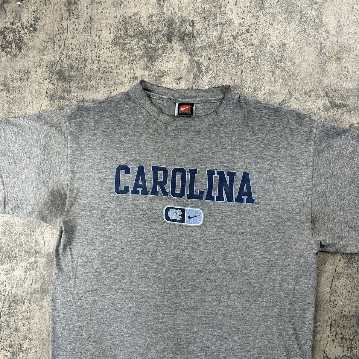 Nike Vintage Nike North Carolina Tar Heels Tee Size US M / EU 48-50 / 2 - 6 Thumbnail