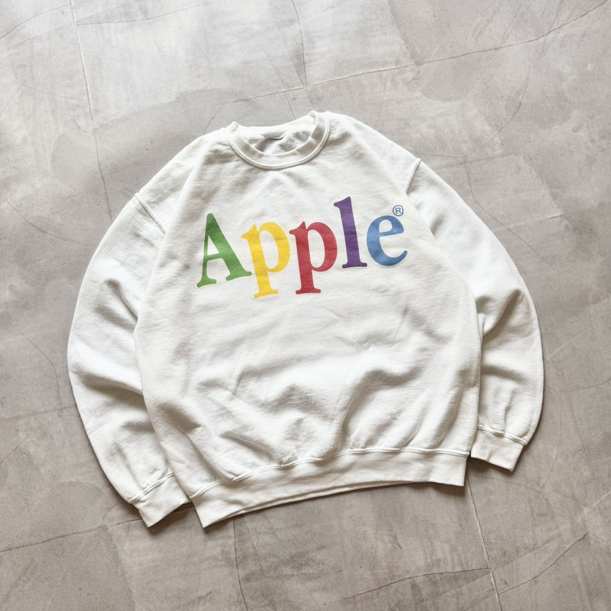 Apple Vintage Apple Big Logo Sweatshirt Crewneck Size US M / EU 48-50 / 2 - 1 Thumbnail
