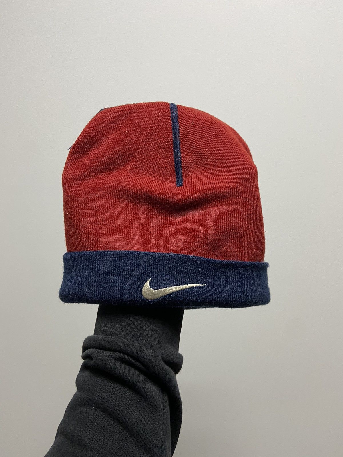 Nike Hat Vintage Logo swoosh beanie reversible Y2K