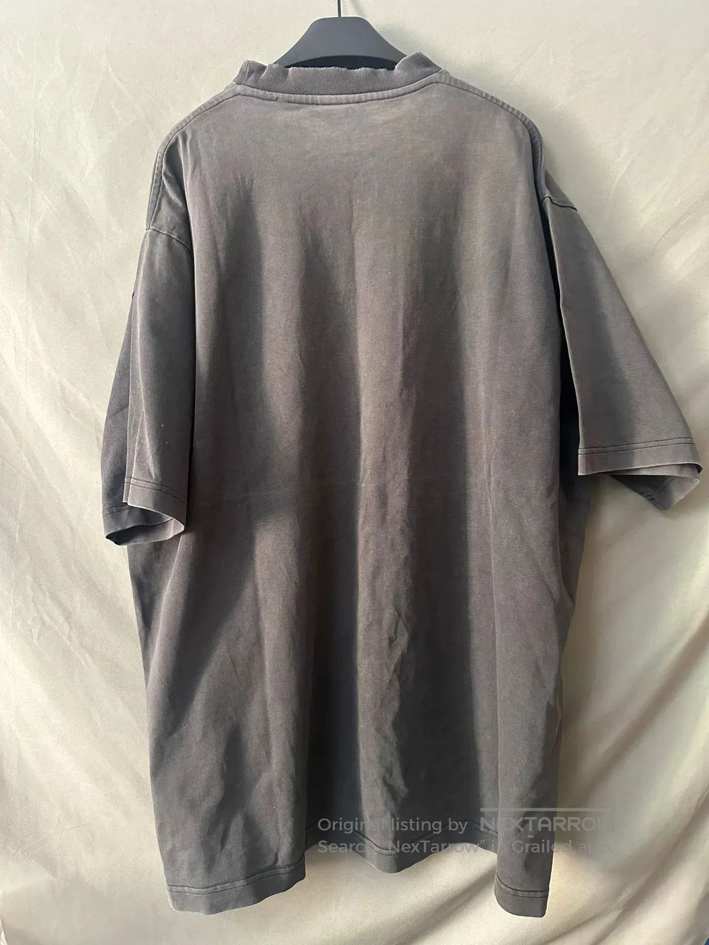 Vetements vetements short sleeve graphic t. Size US S / EU 44-46 / 1 - 3 Thumbnail