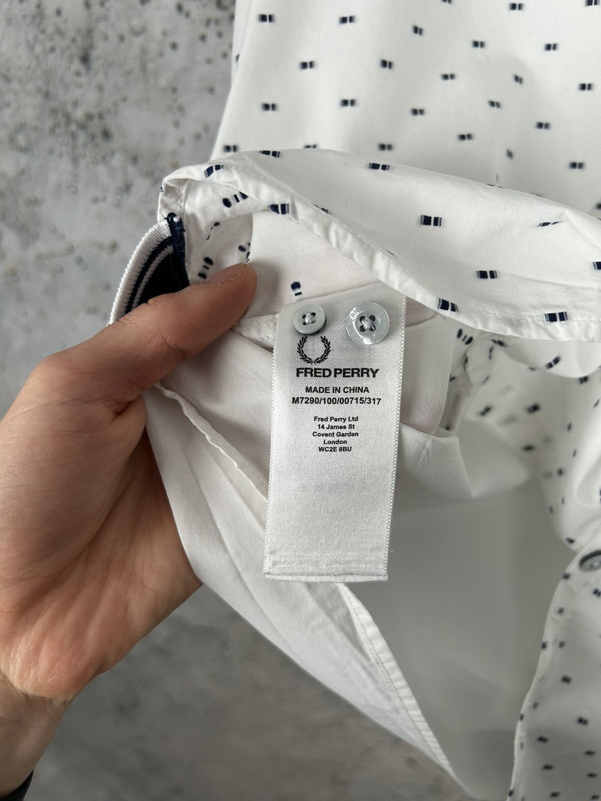 Fred Perry Vintage Fred Perry Dots White Shirt Elegant Hype Rare Size US XL / EU 56 / 4 - 7 Thumbnail